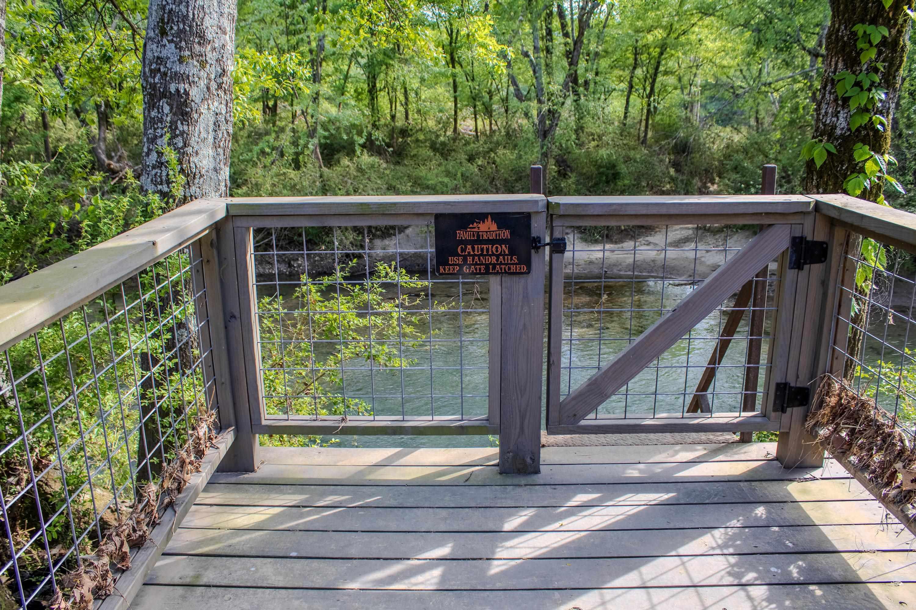 135  Serenity Loop  Glenwood, AR