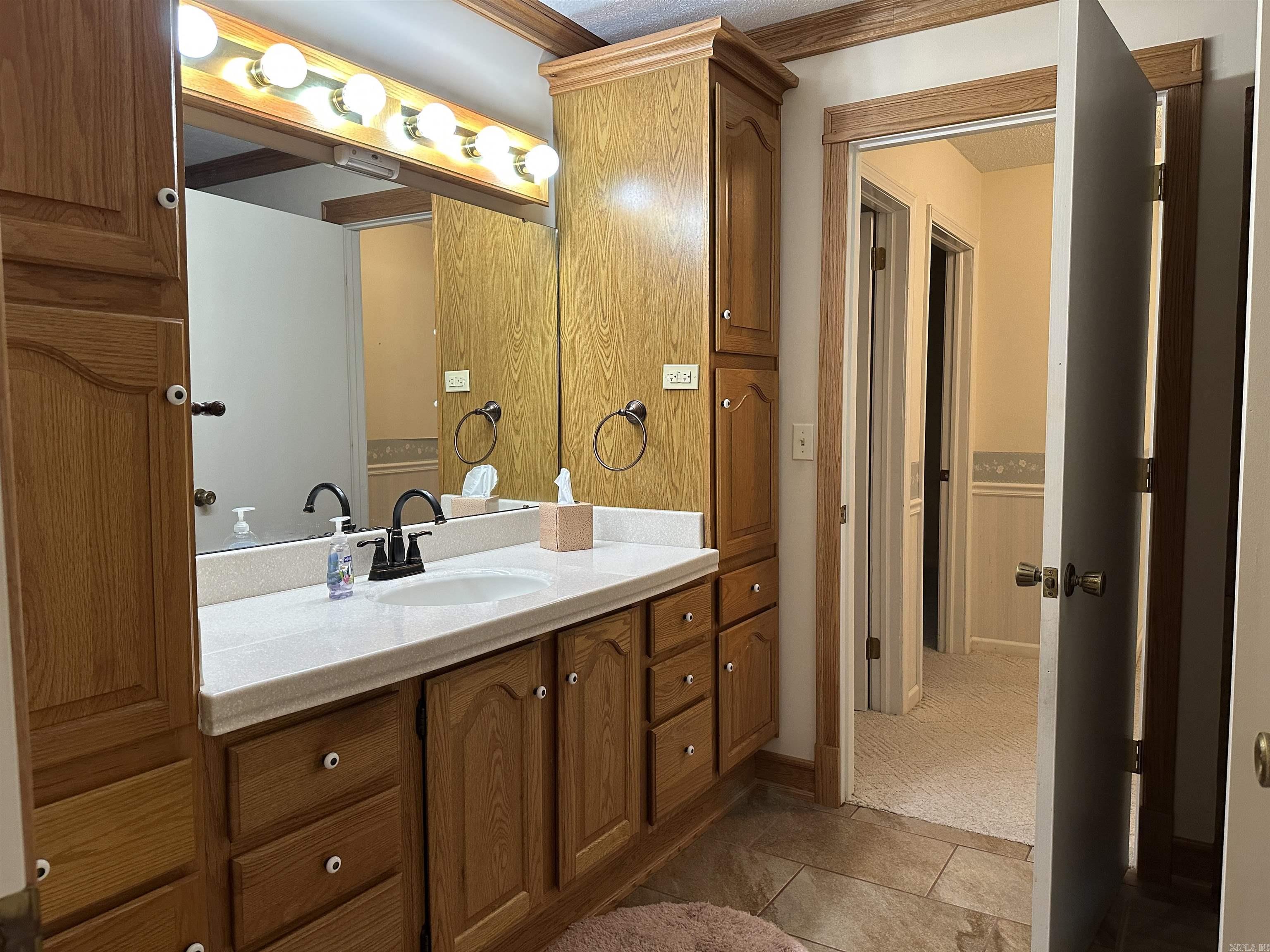 6 GREENBRIER Lane Conway, AR 72032