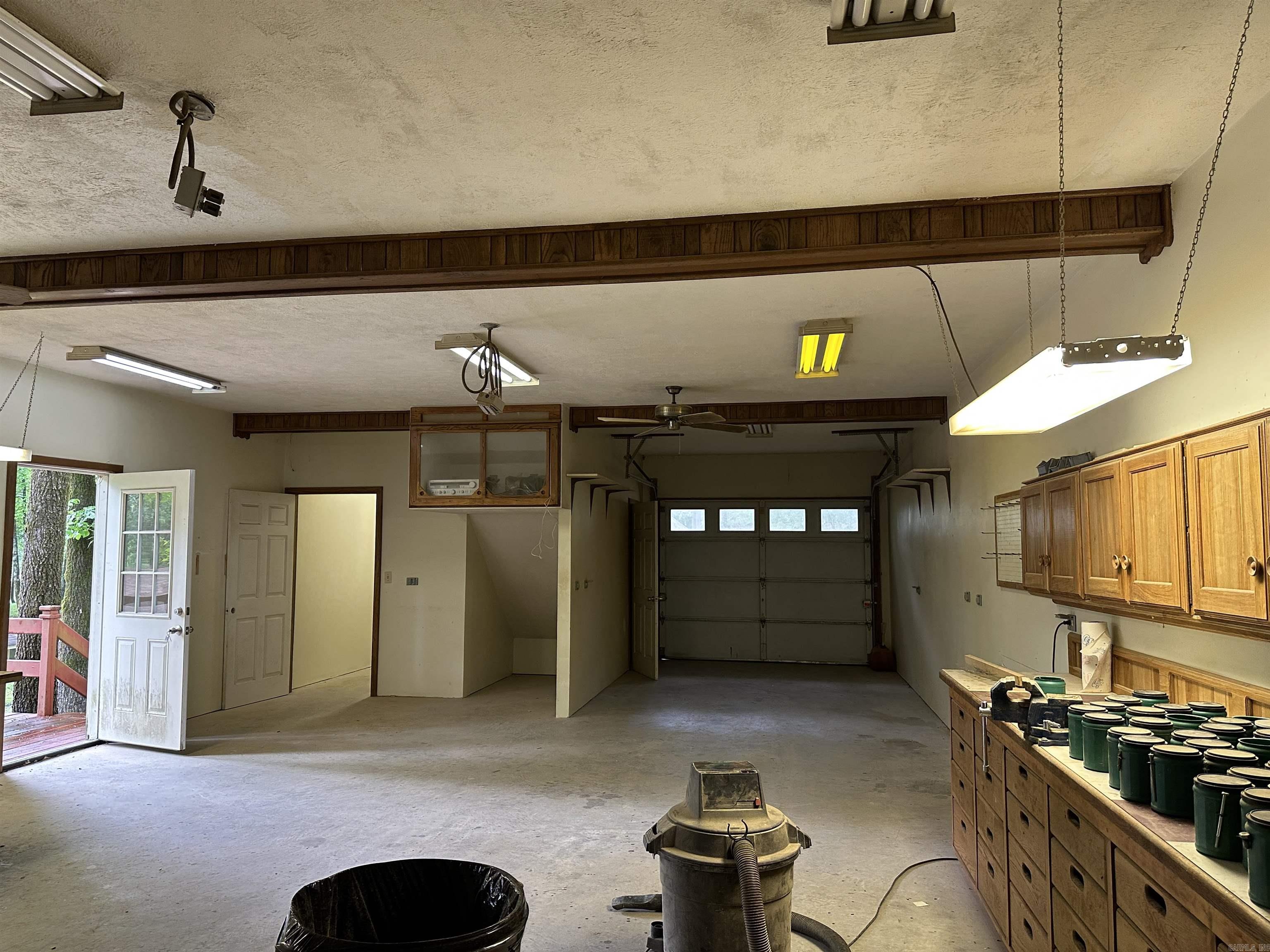 6 GREENBRIER Lane Conway, AR 72032