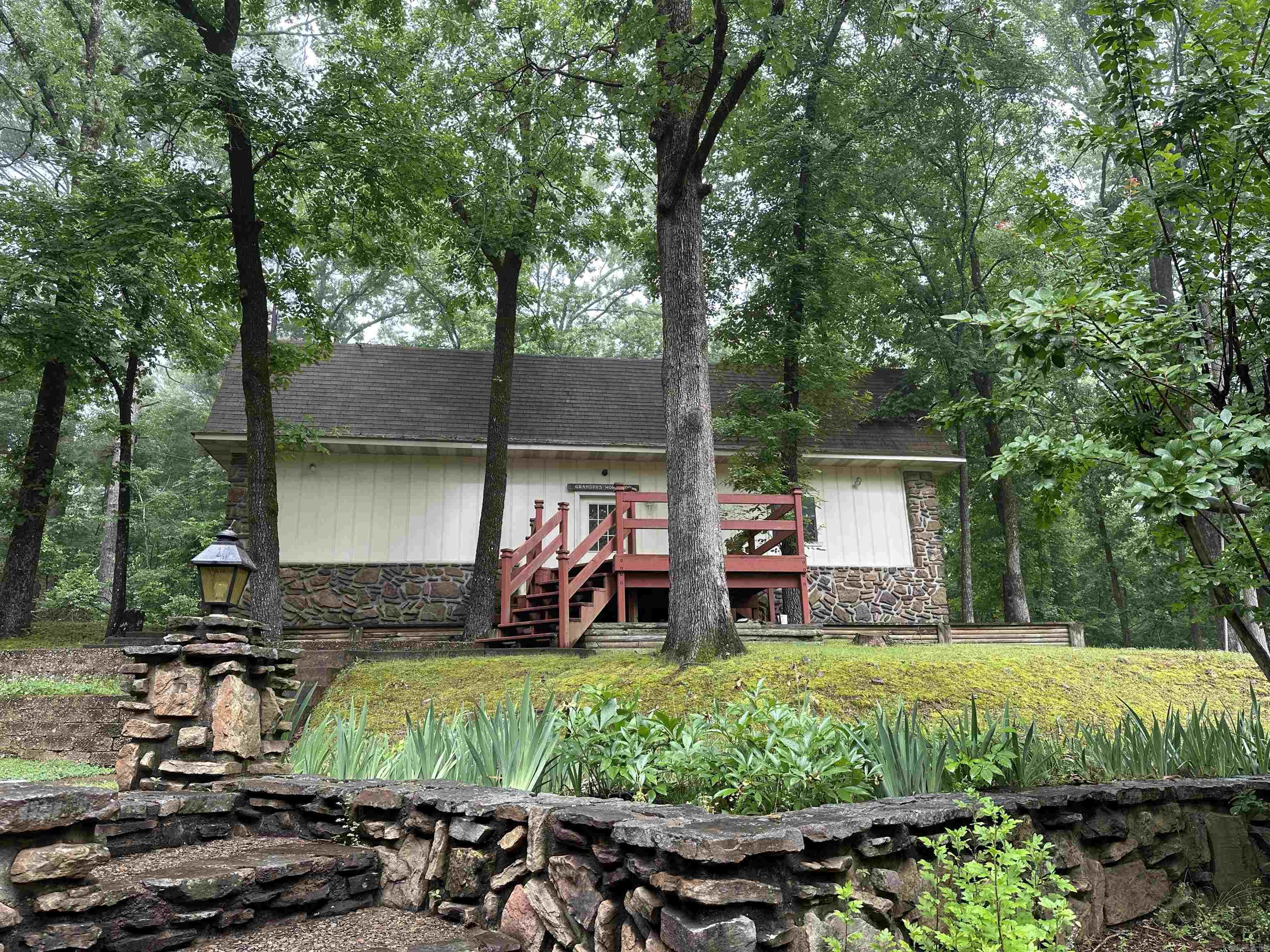 6 GREENBRIER Lane Conway, AR 72032