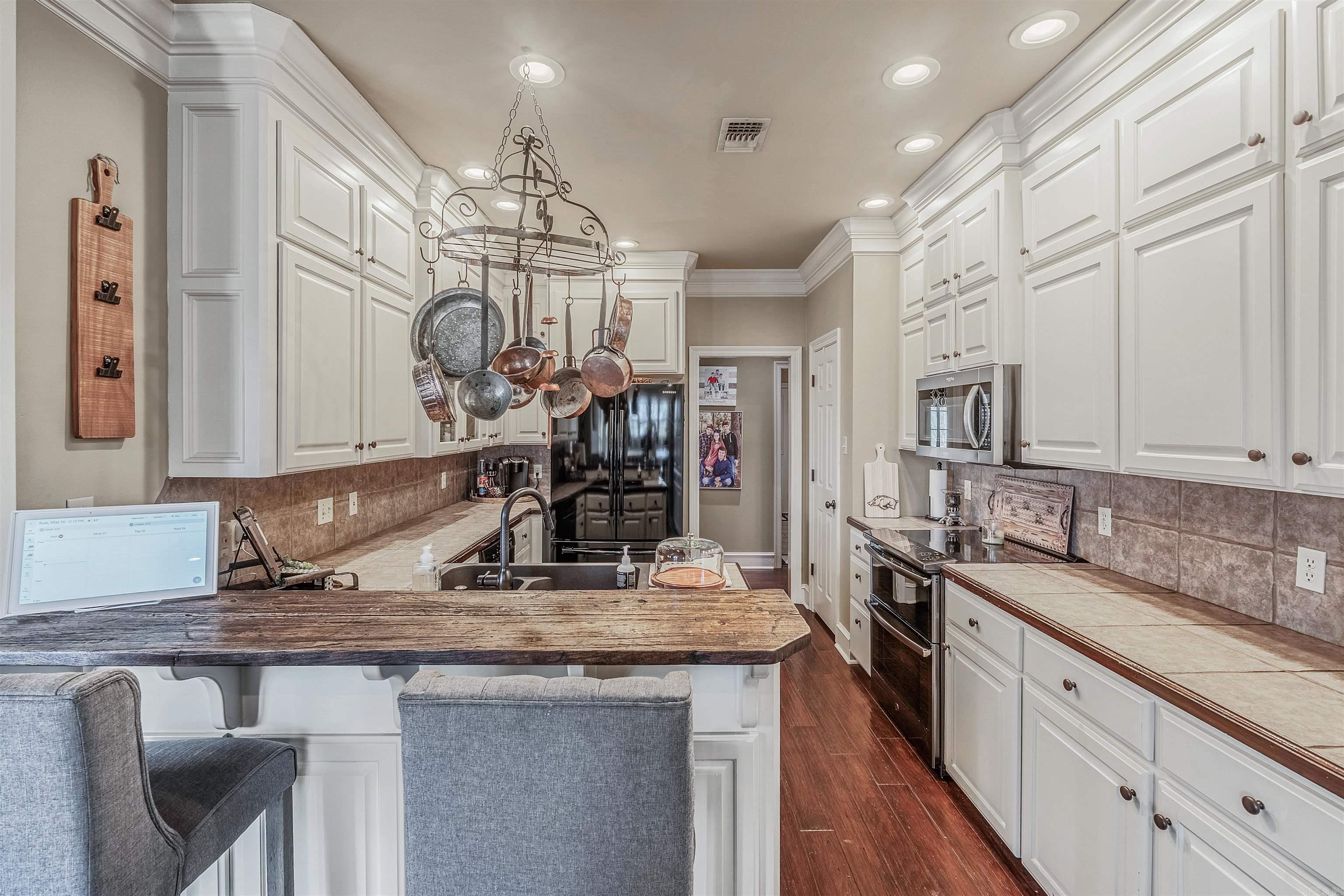 6  Stockbridge  Greenbrier, AR