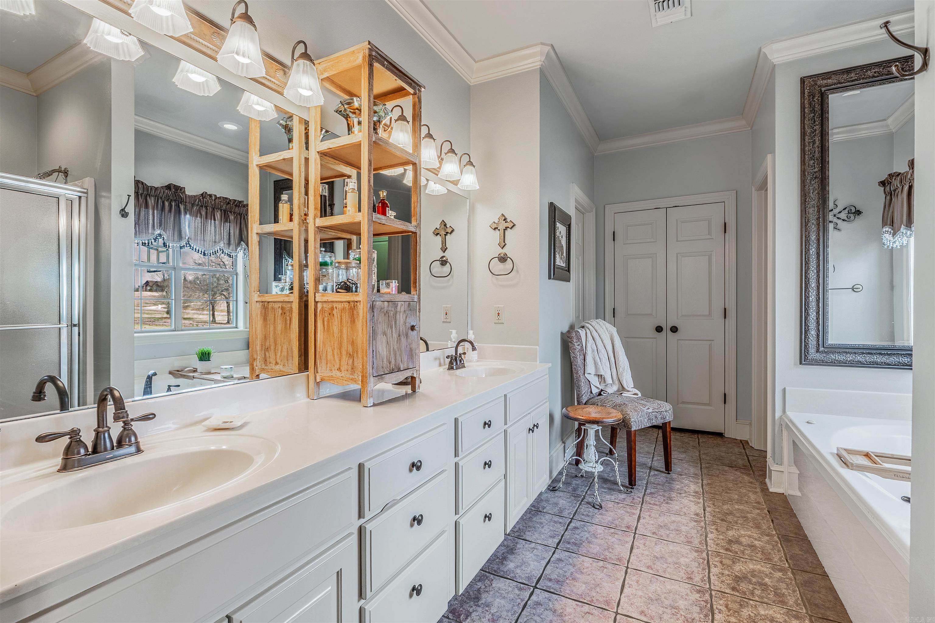6  Stockbridge  Greenbrier, AR