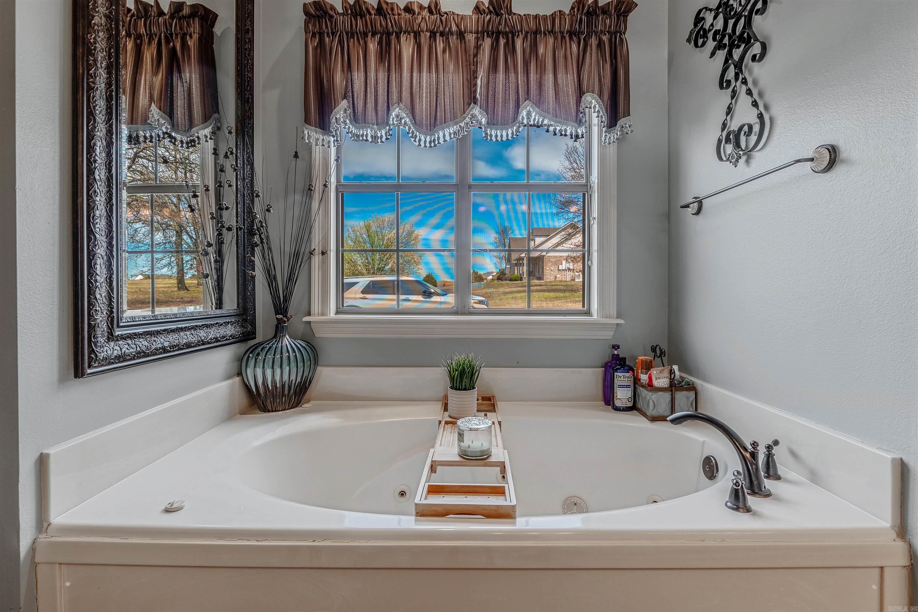 6  Stockbridge  Greenbrier, AR