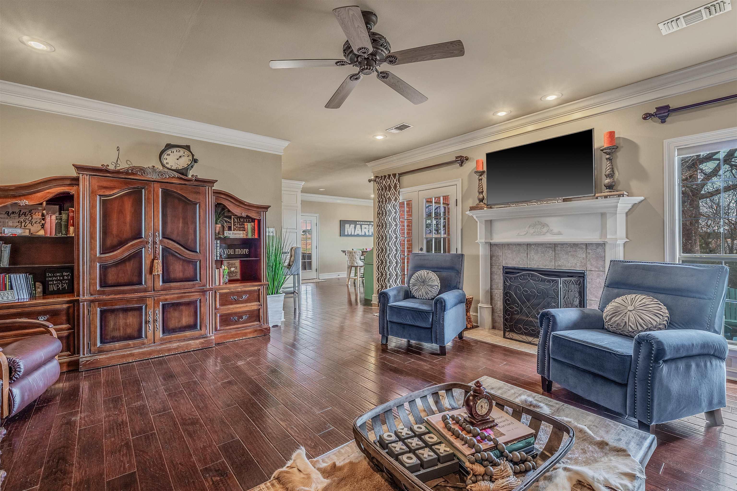 6  Stockbridge  Greenbrier, AR