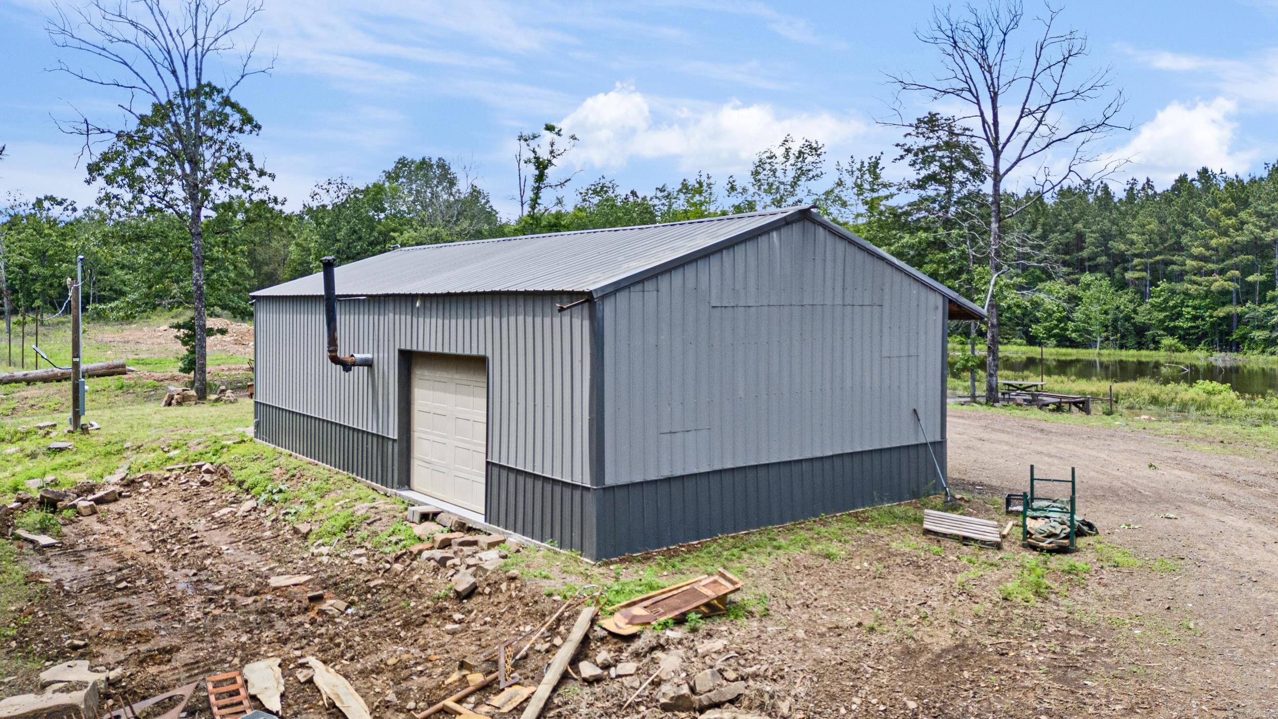 11905 E Old Bellville  Bellville, AR