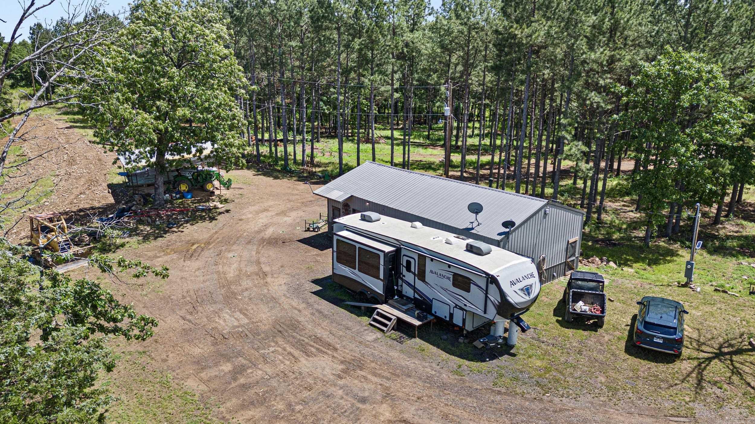 11905 E Old Bellville  Bellville, AR