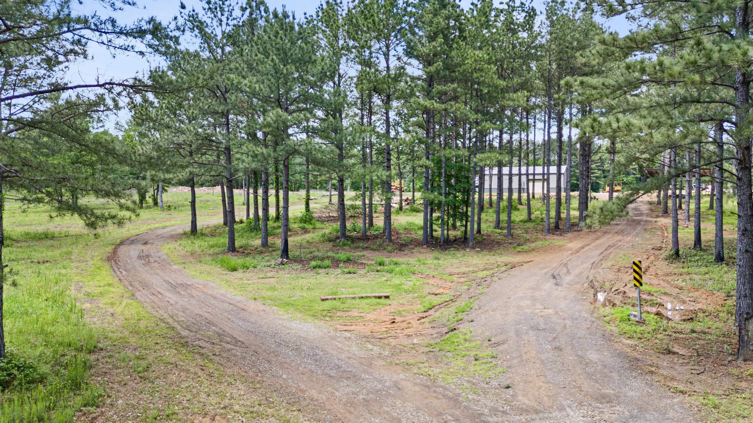 11905 E Old Bellville  Bellville, AR