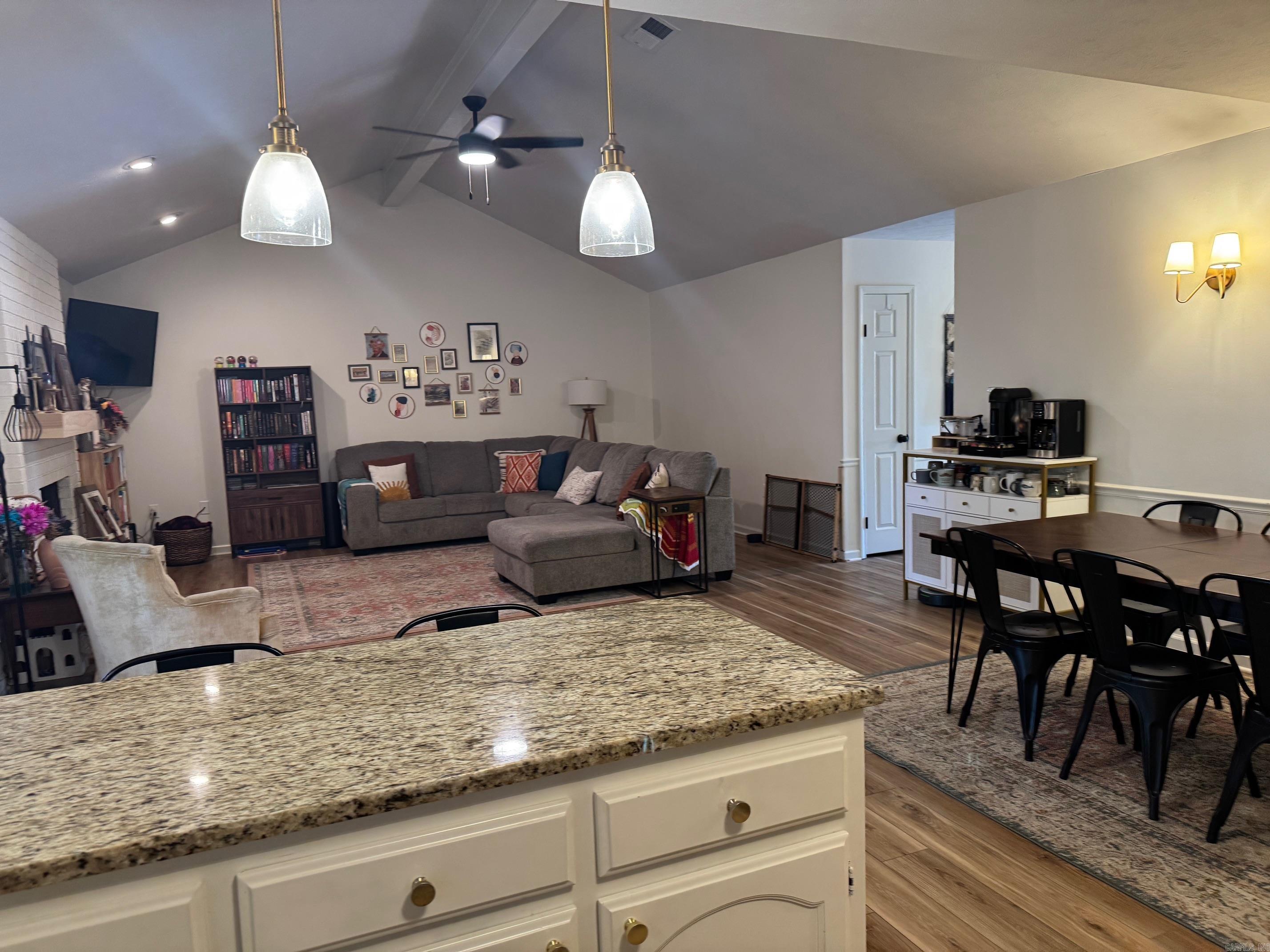907  Heather  Conway, AR