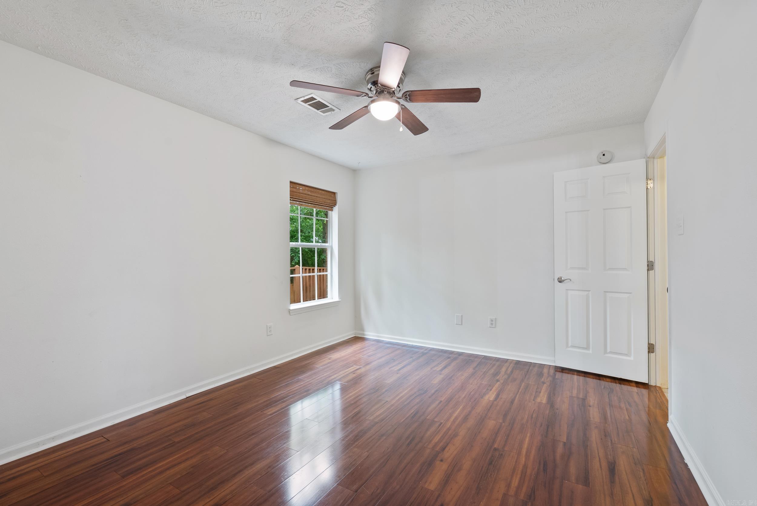 52  Louise  Greenbrier, AR
