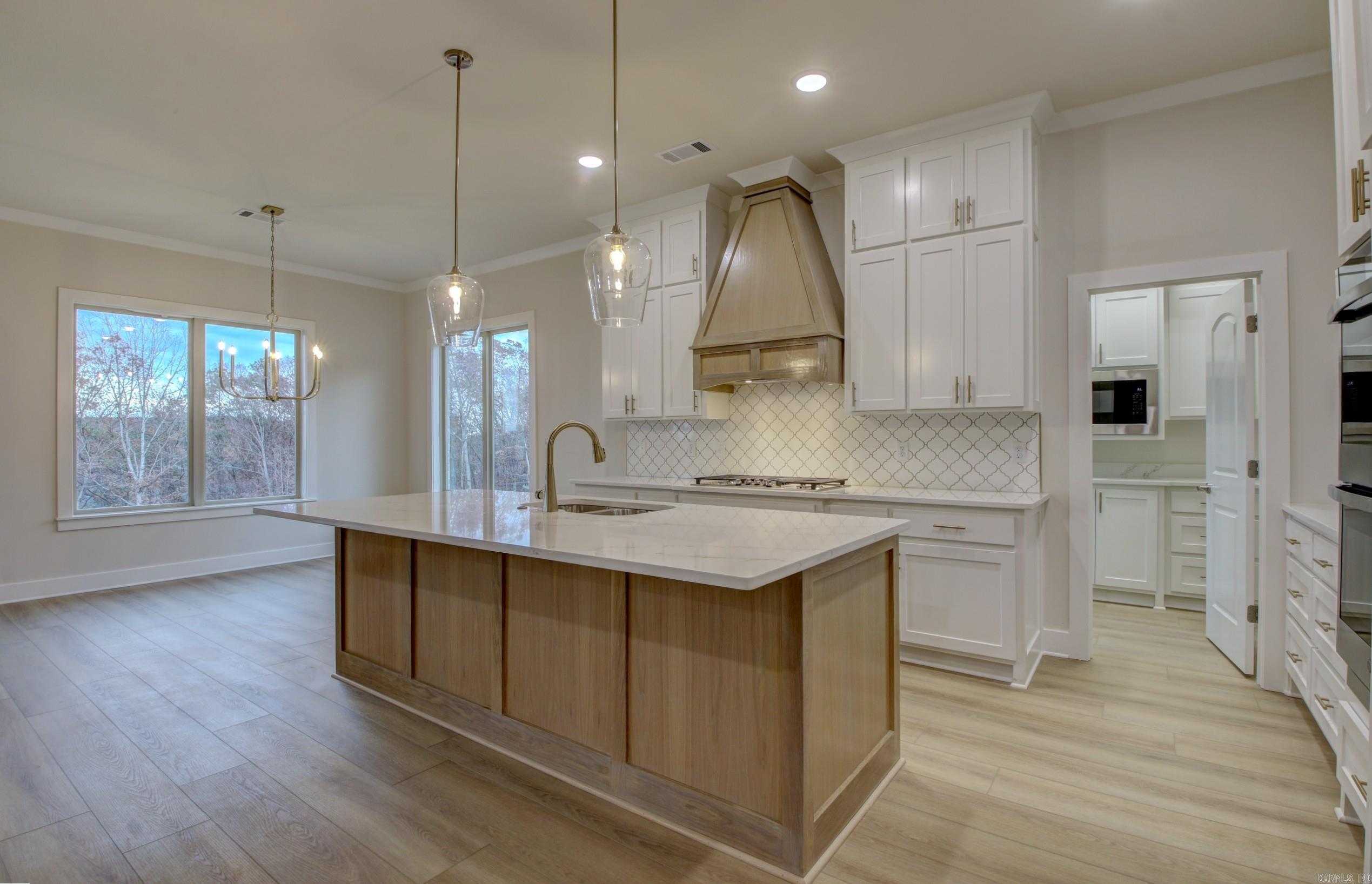 173  Maumelle Valley Drive  Maumelle, AR