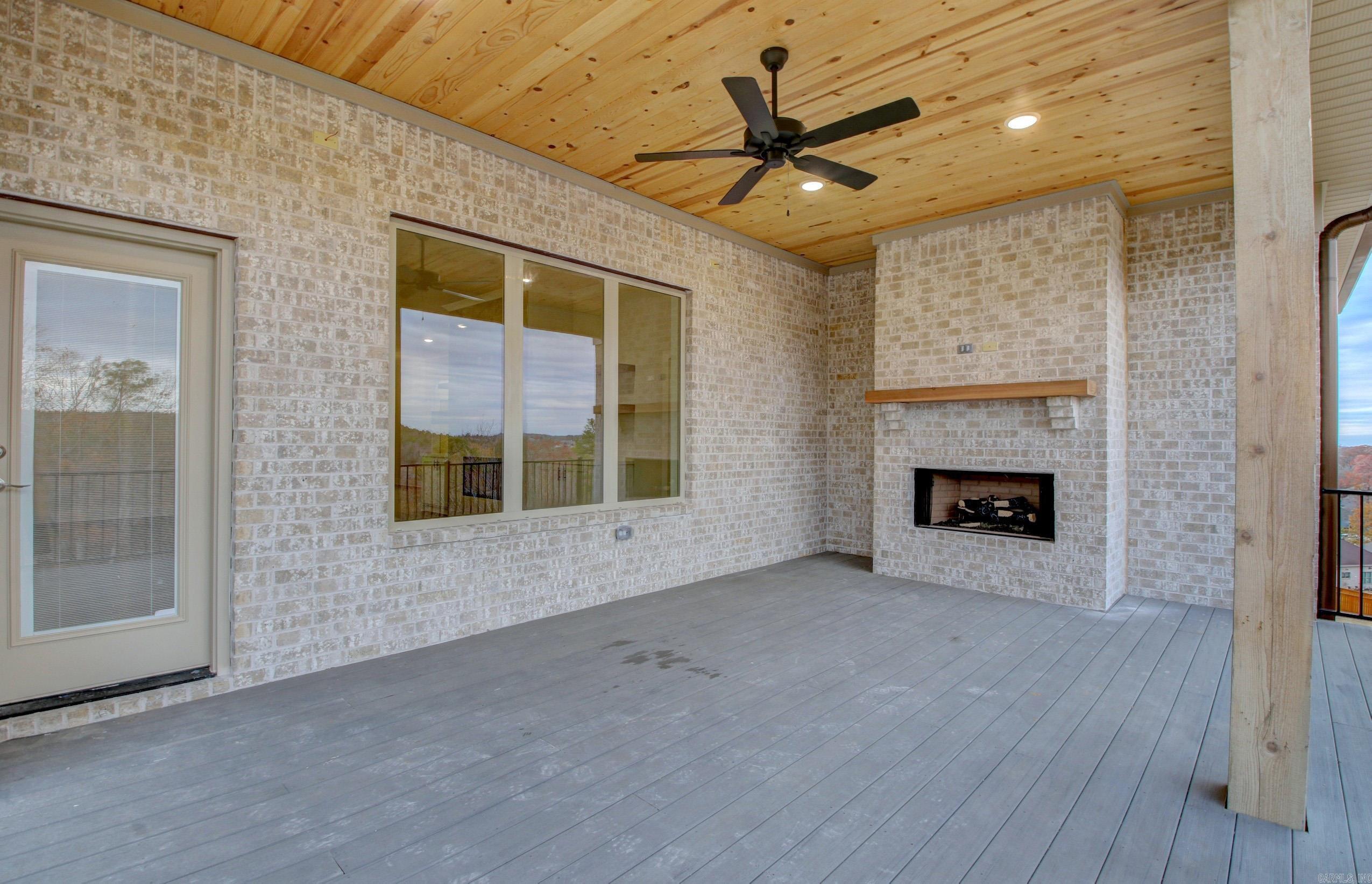 173  Maumelle Valley Drive  Maumelle, AR