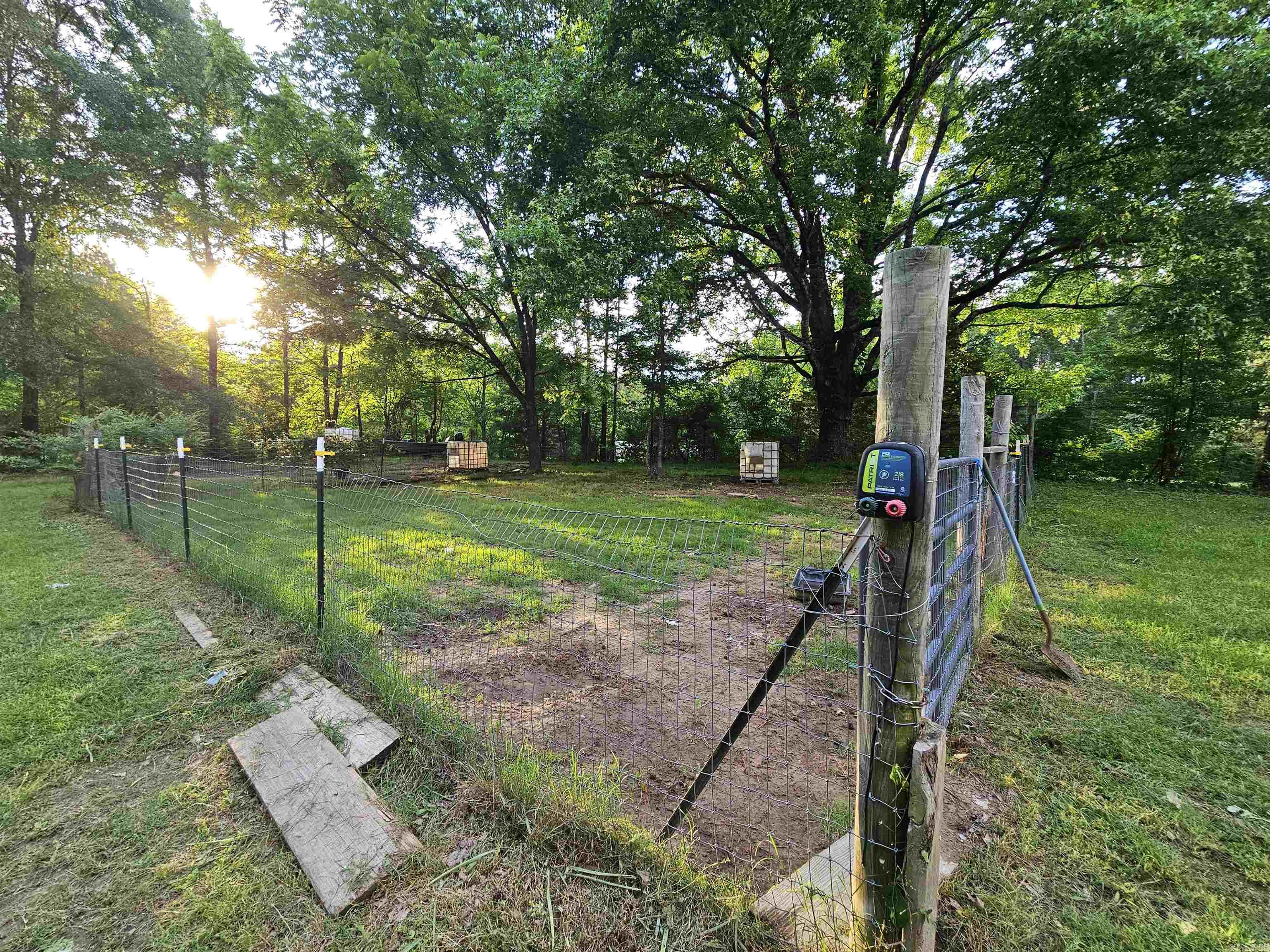 25400  Sunshine  Hensley, AR