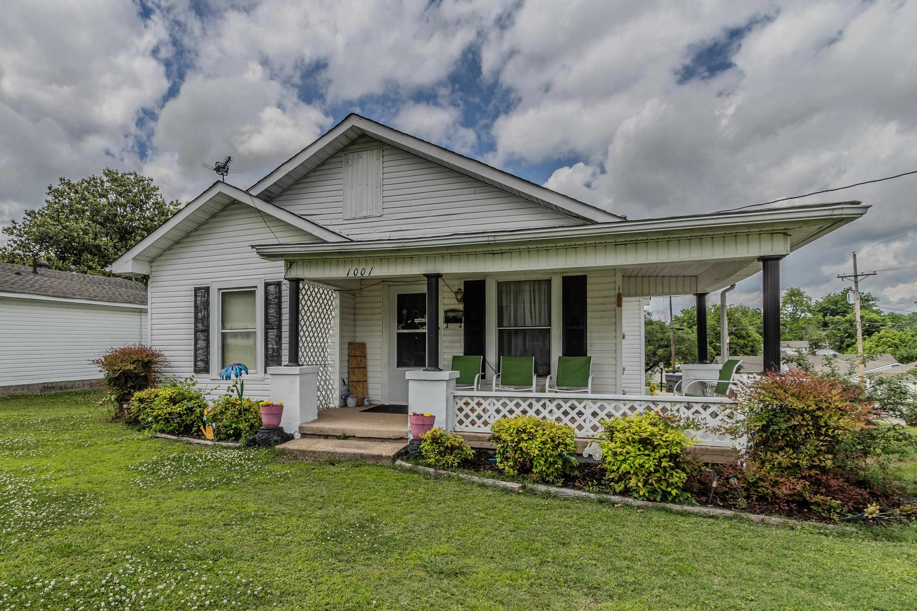 1001 W Mueller  Paragould, AR