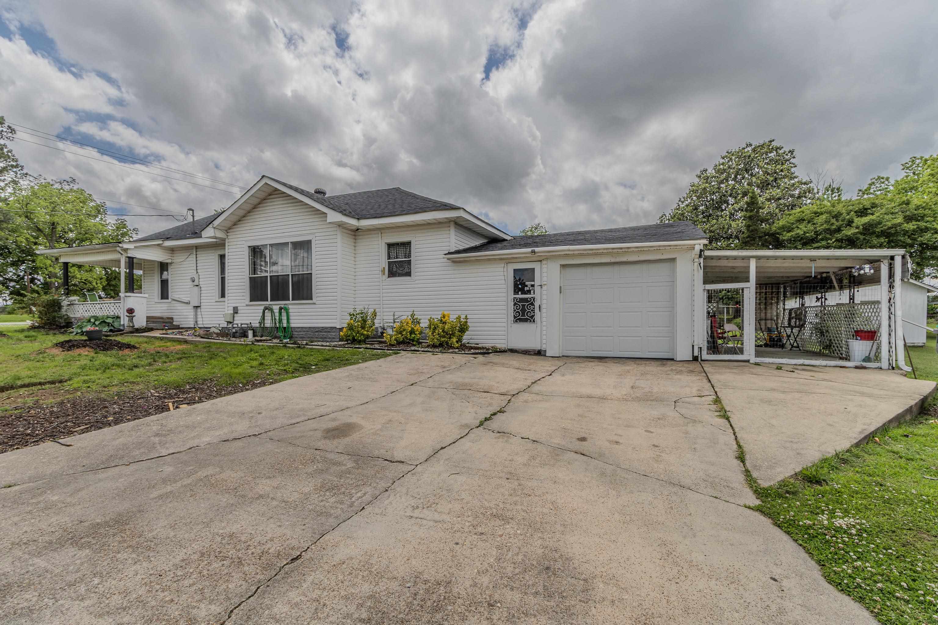 1001 W Mueller  Paragould, AR