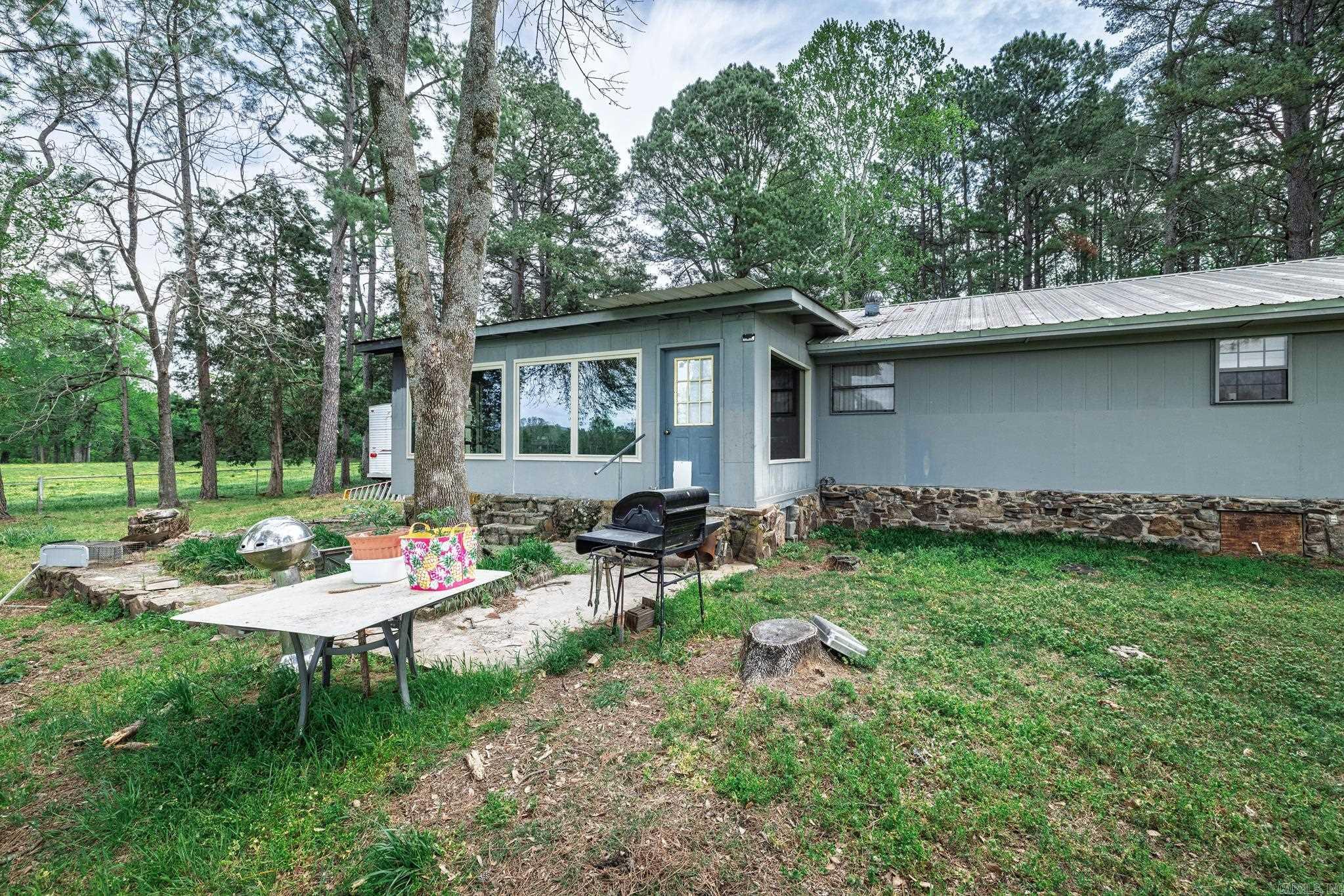 1026  Cherry Hill Loop  Perryville, AR