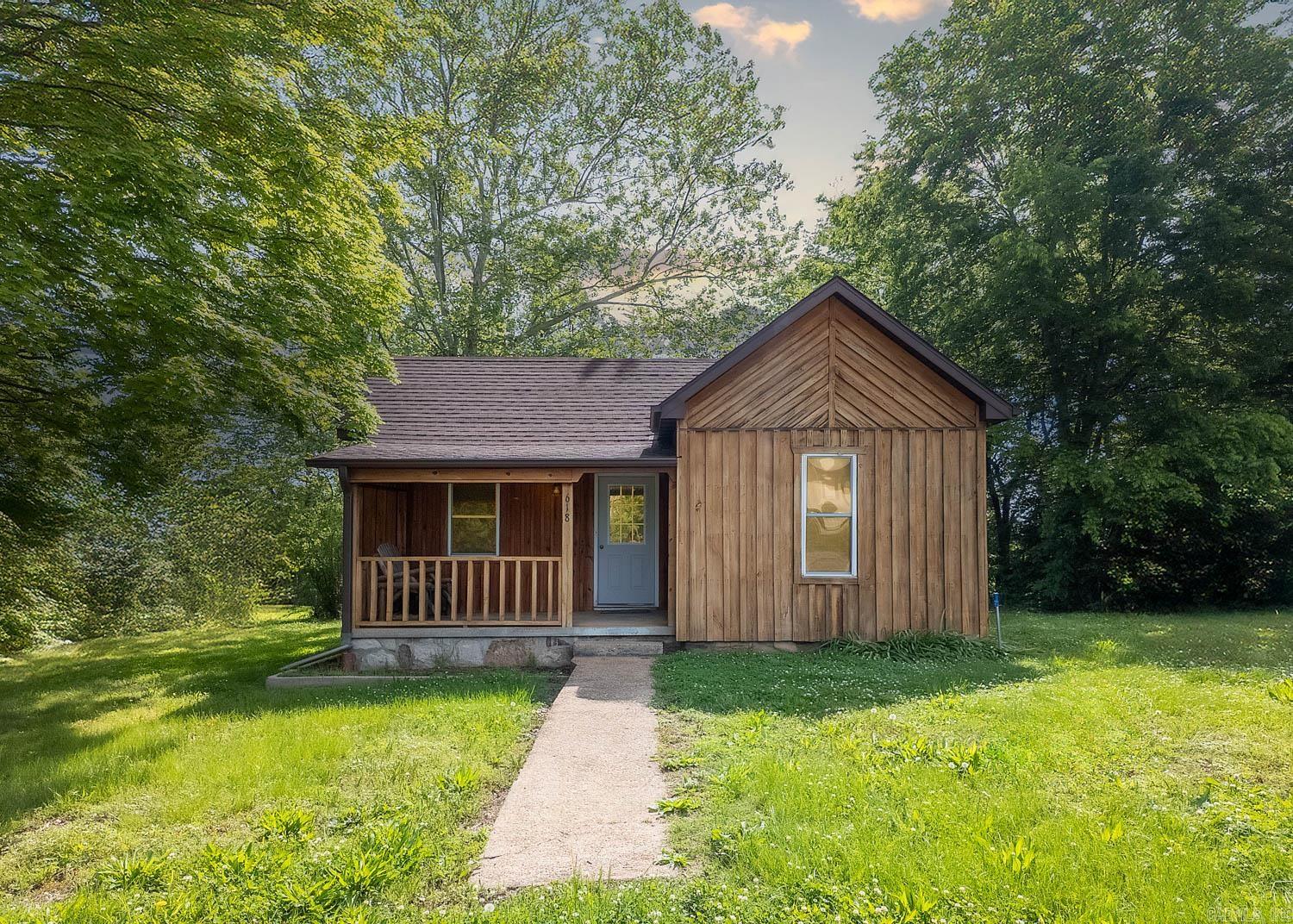 618 N 9th Street