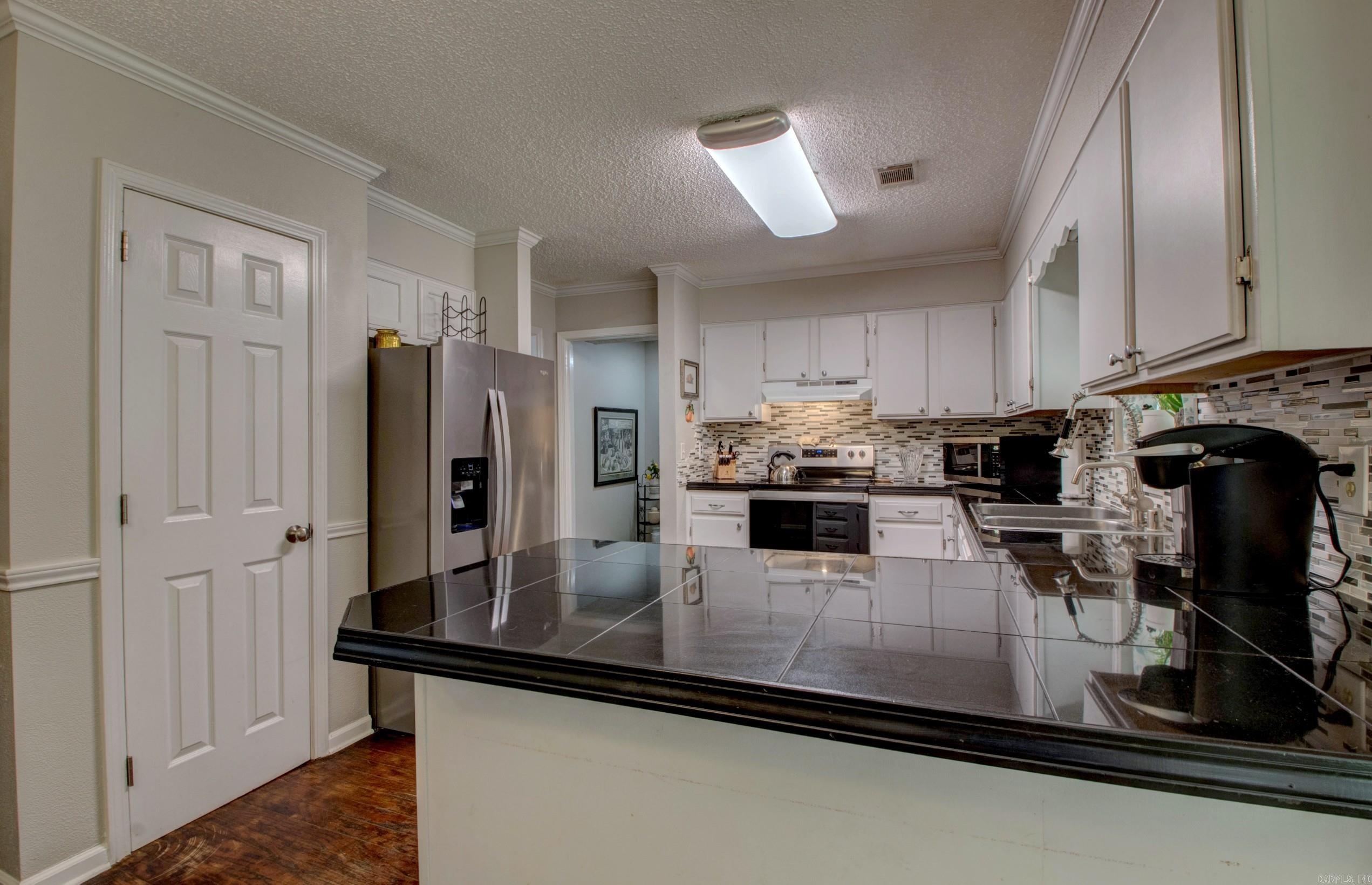60  Vantage  Maumelle, AR