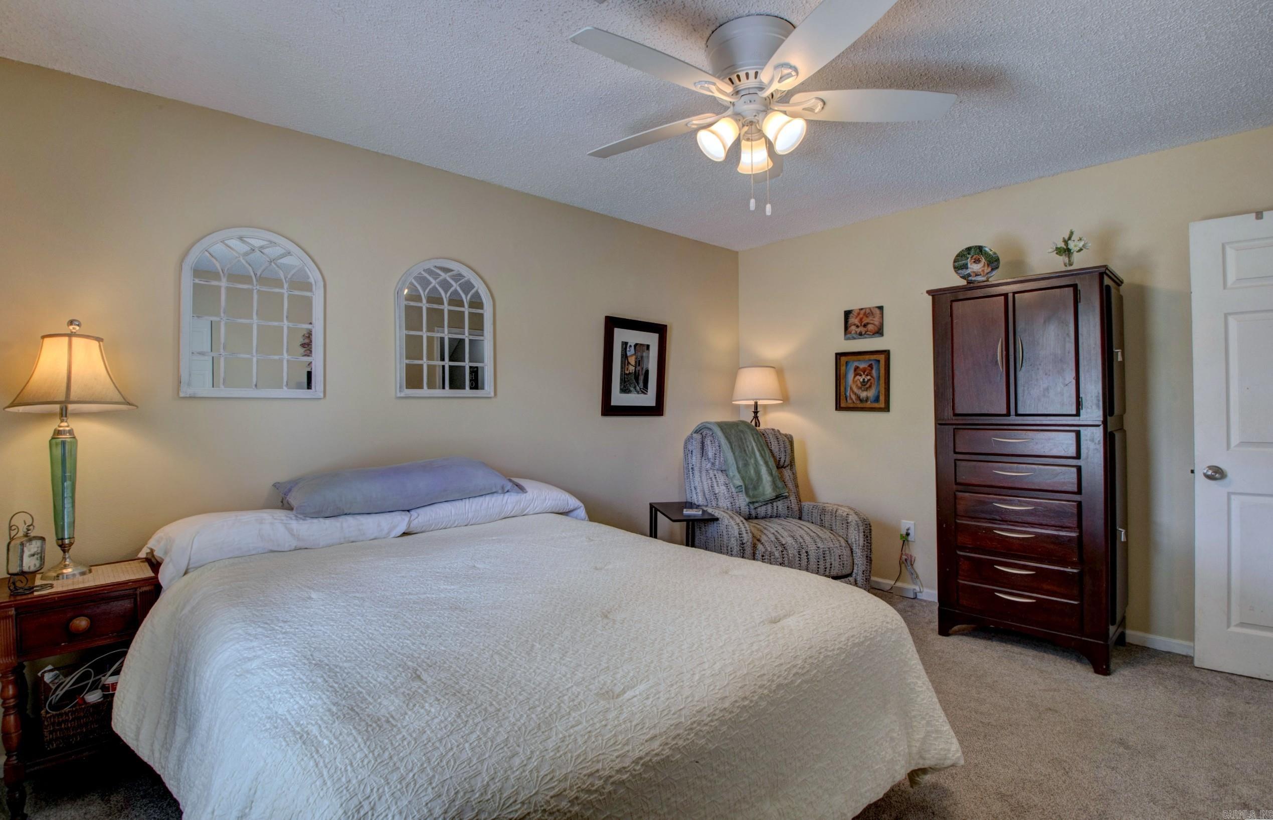 60  Vantage  Maumelle, AR