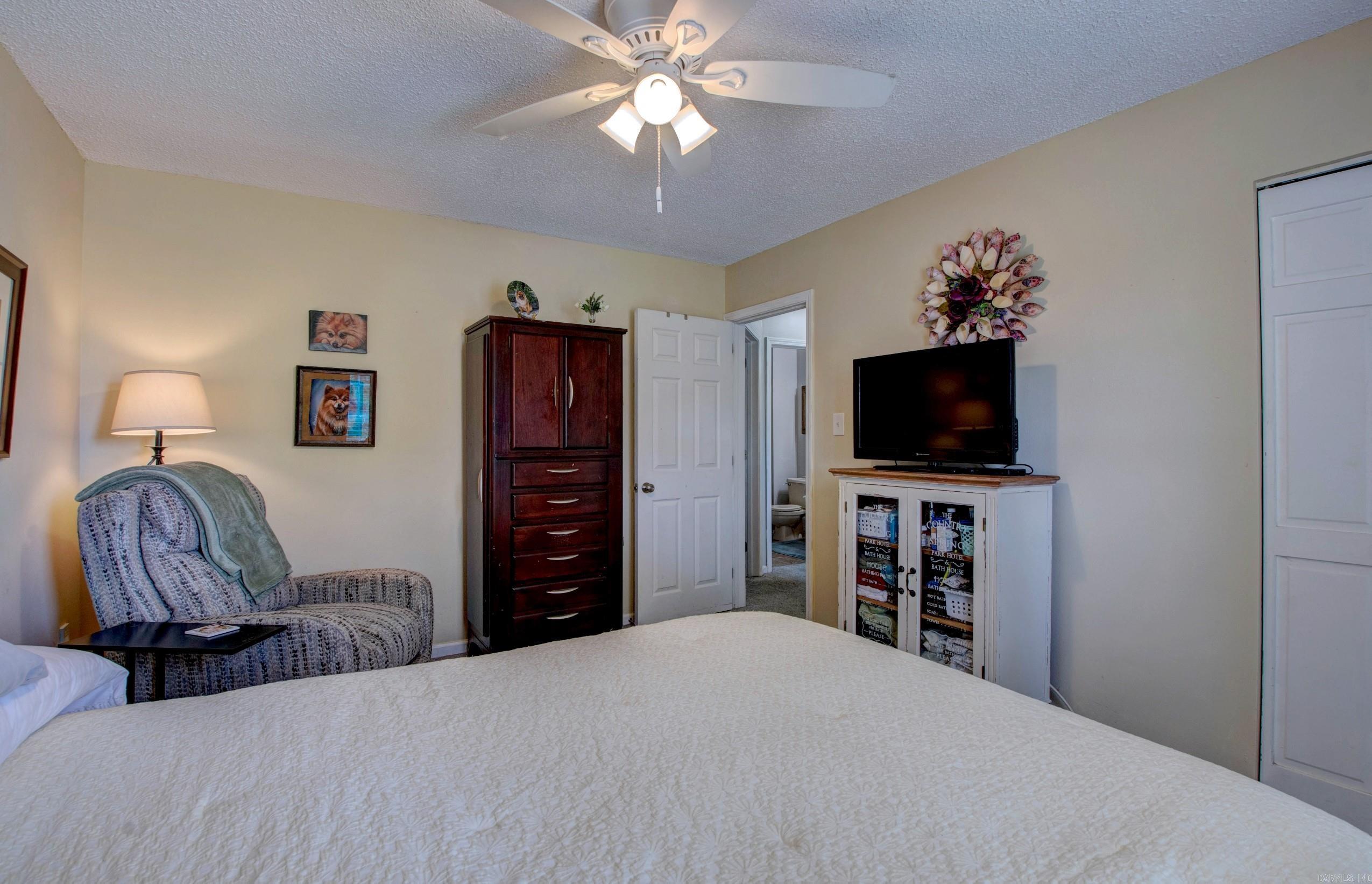 60  Vantage  Maumelle, AR