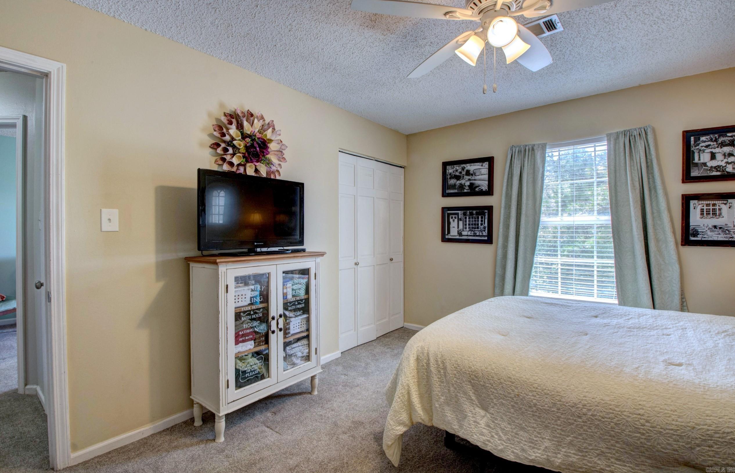 60  Vantage  Maumelle, AR