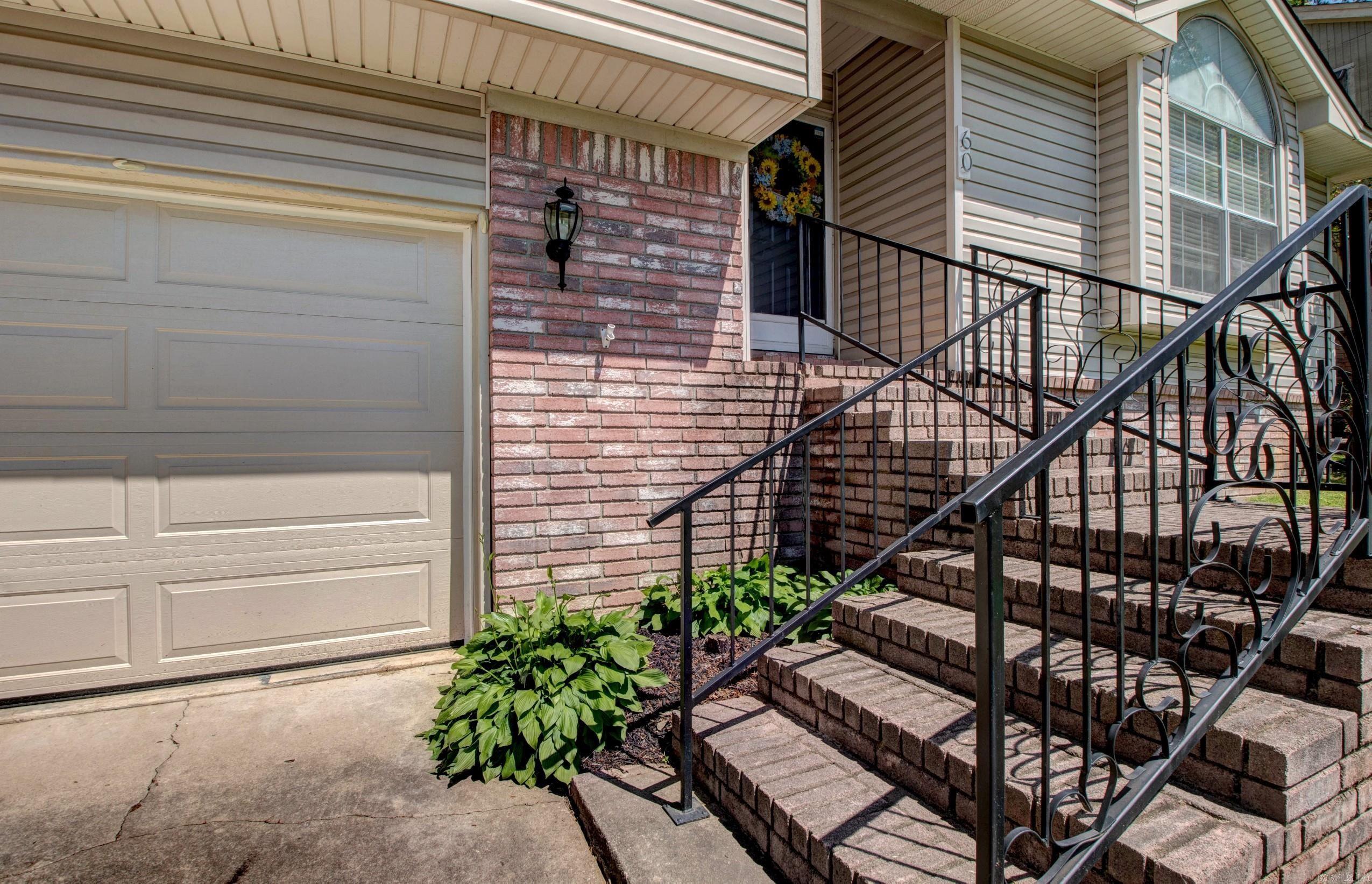 60  Vantage  Maumelle, AR