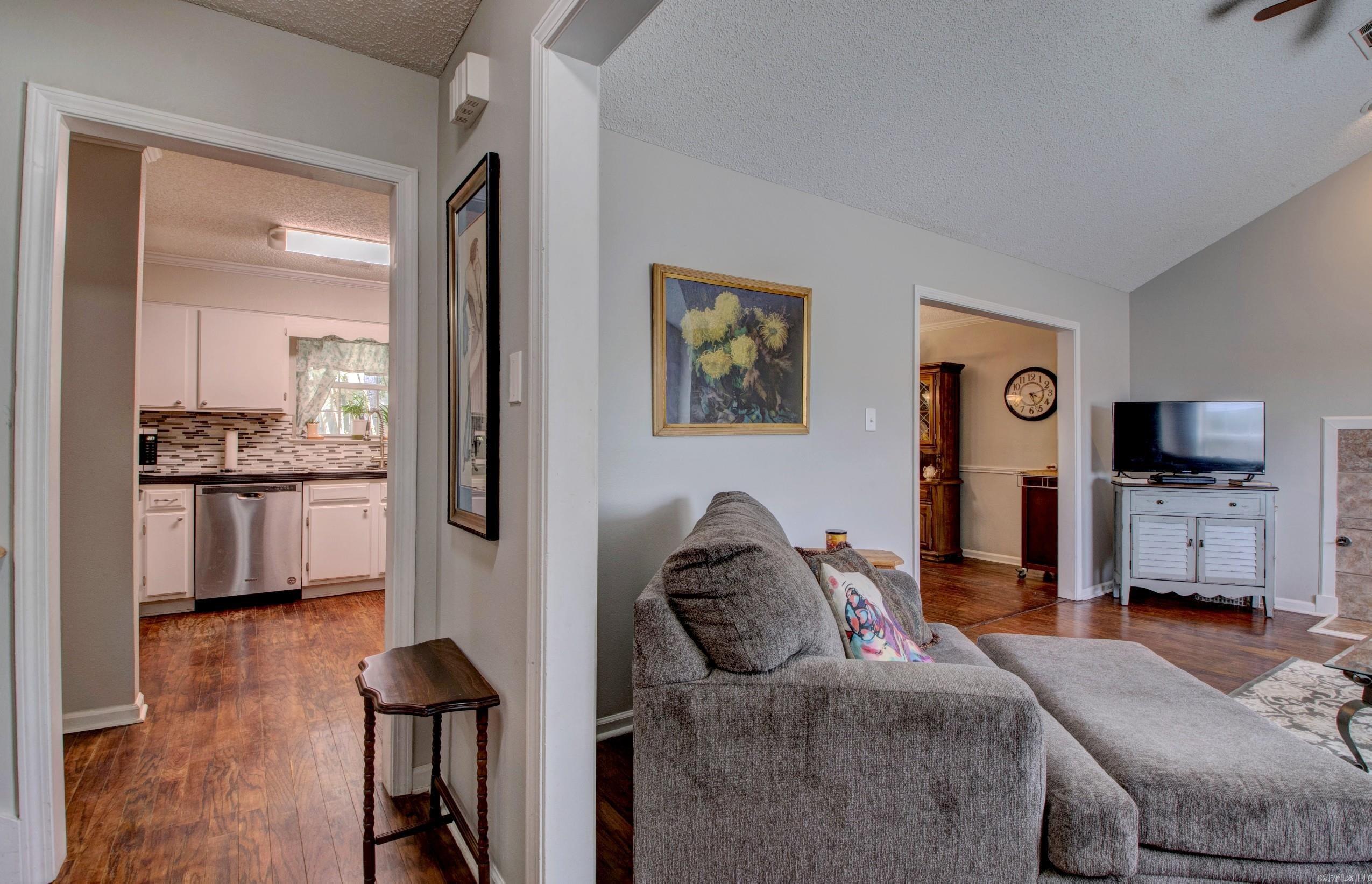 60  Vantage  Maumelle, AR