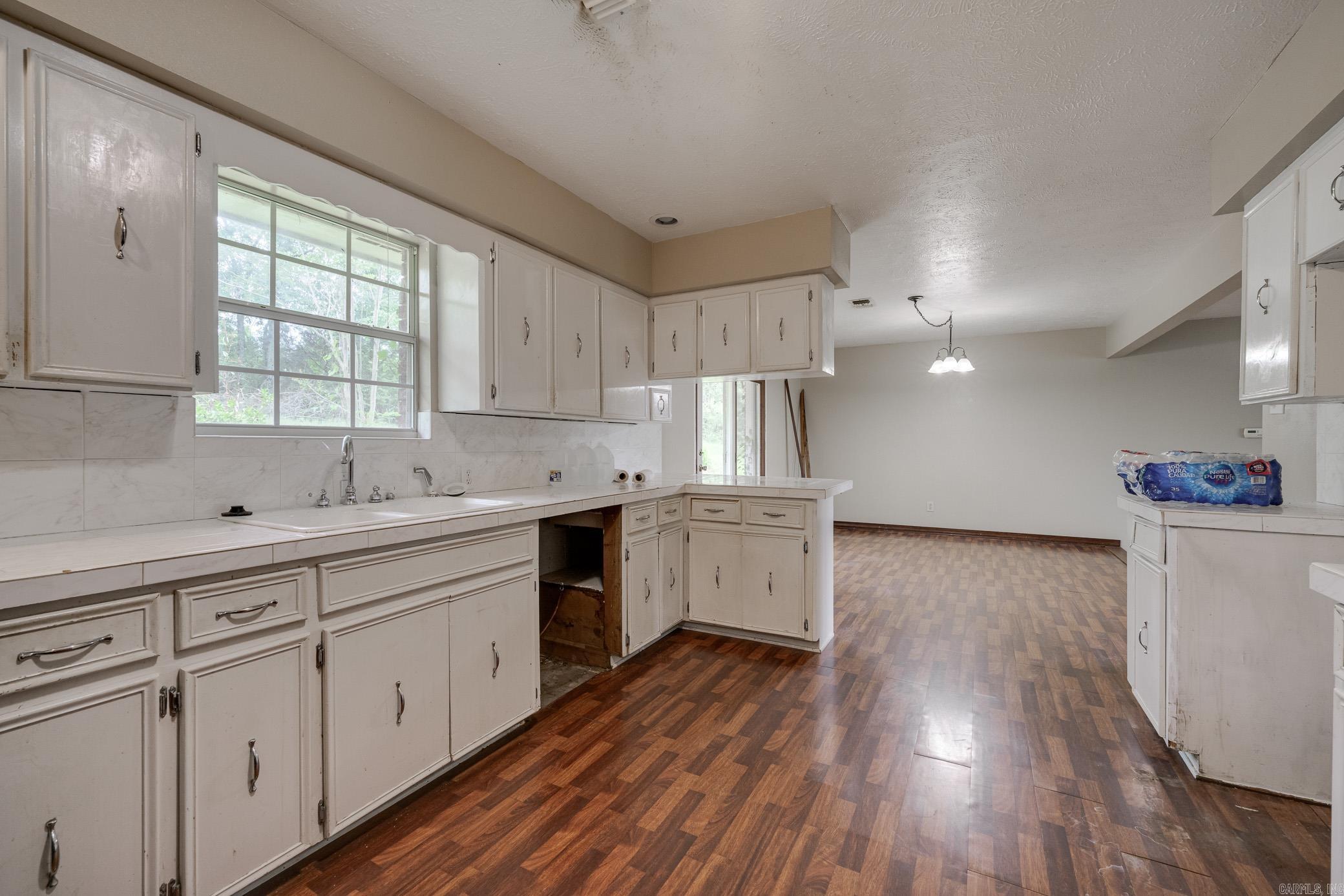 262  Elliott  Greenbrier, AR