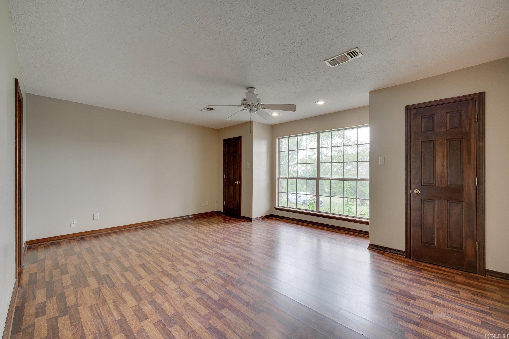 262  Elliott  Greenbrier, AR
