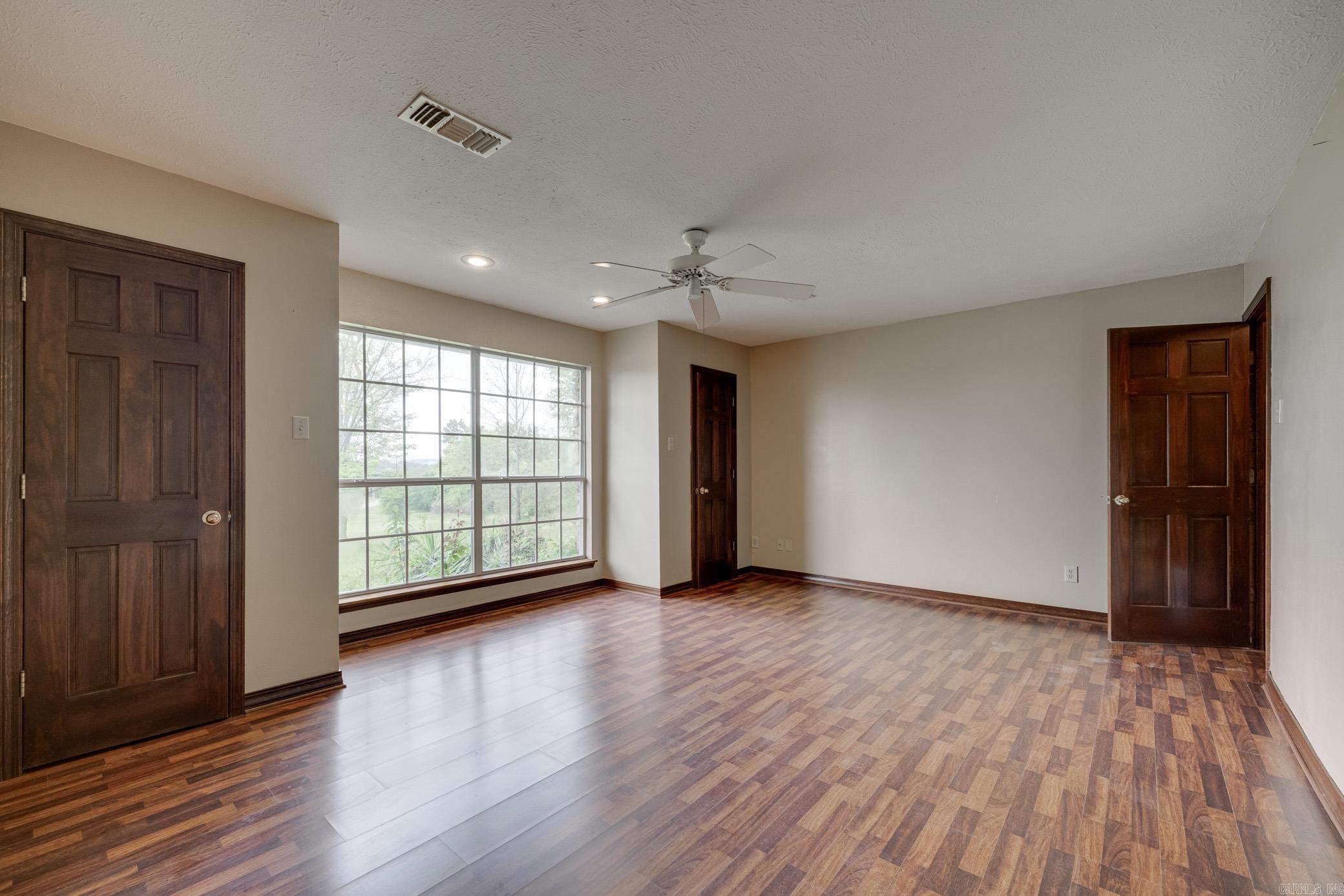 262  Elliott  Greenbrier, AR