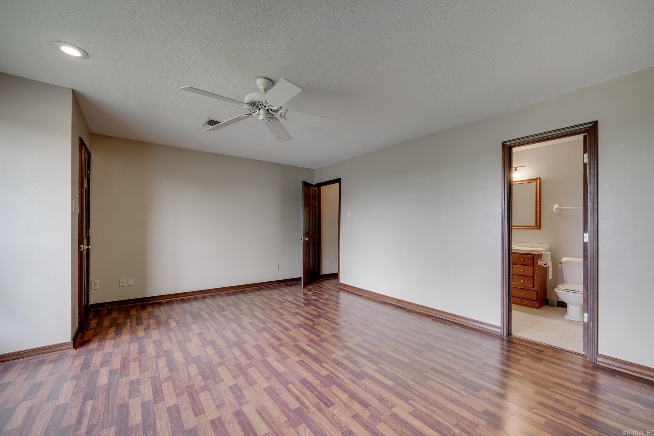 262  Elliott  Greenbrier, AR