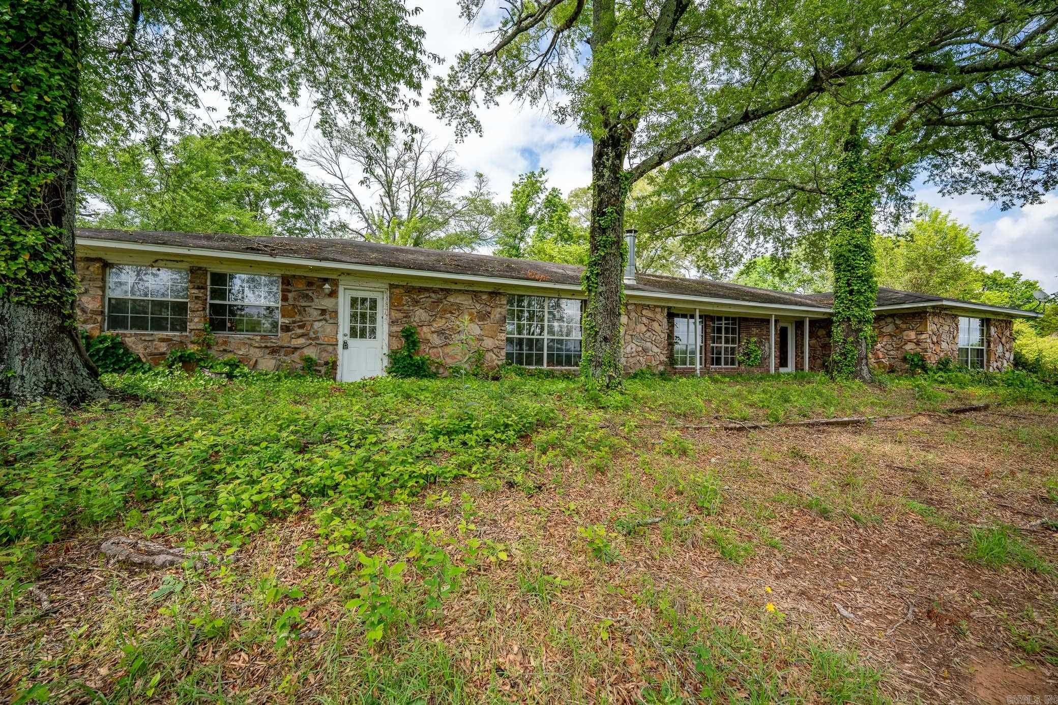 262  Elliott  Greenbrier, AR