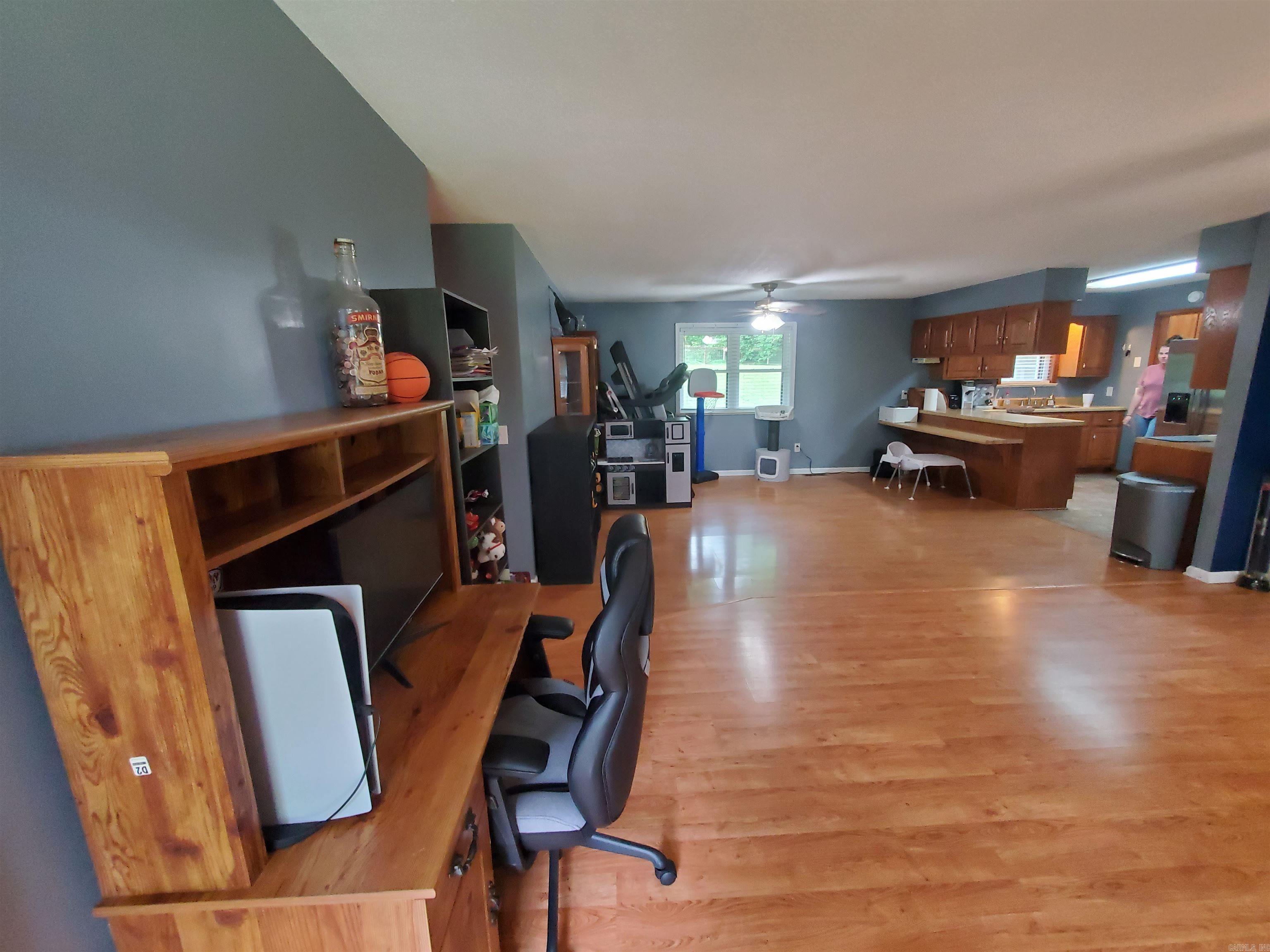 800  Hilltop  Piggott, AR