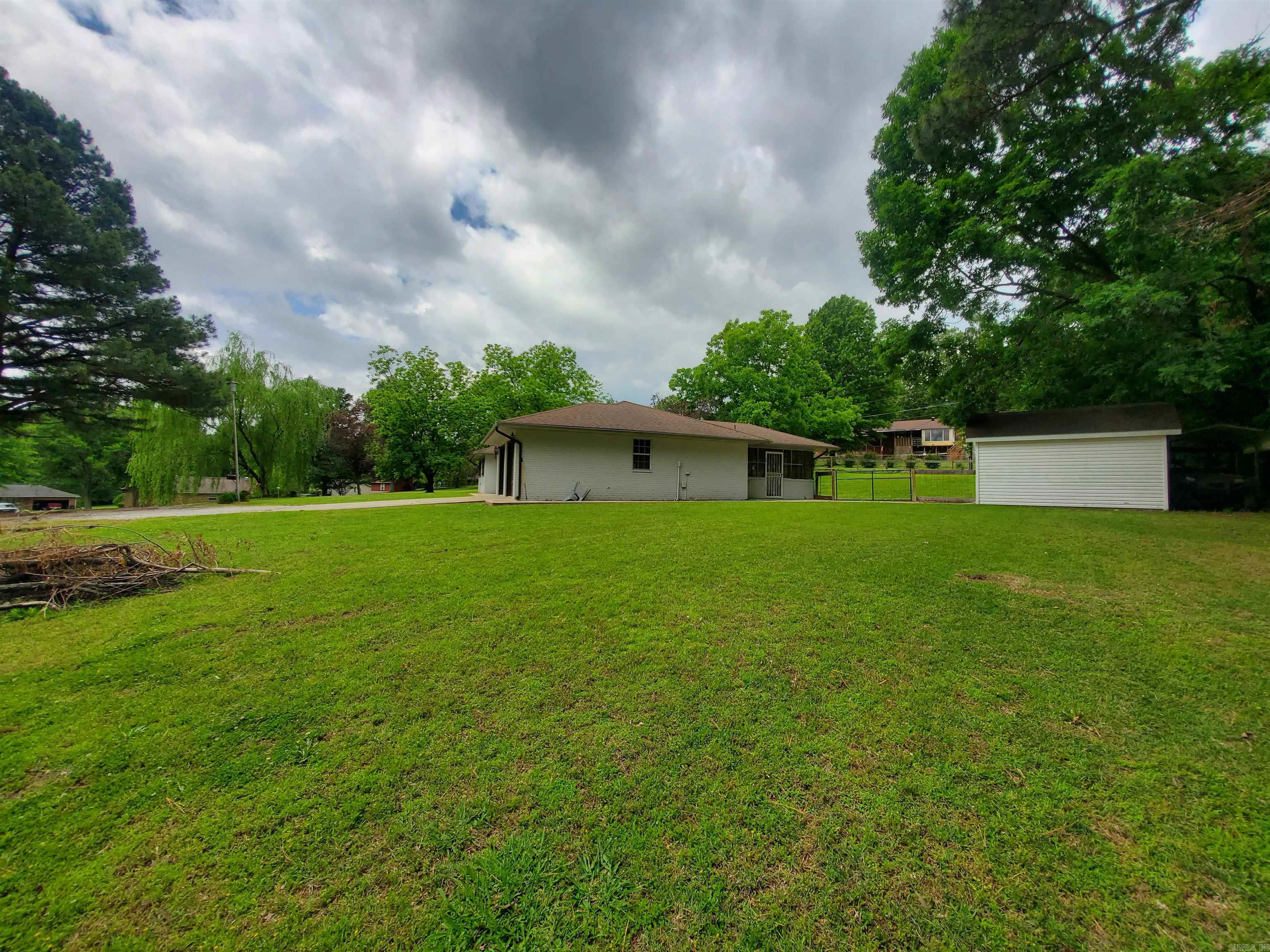800  Hilltop  Piggott, AR