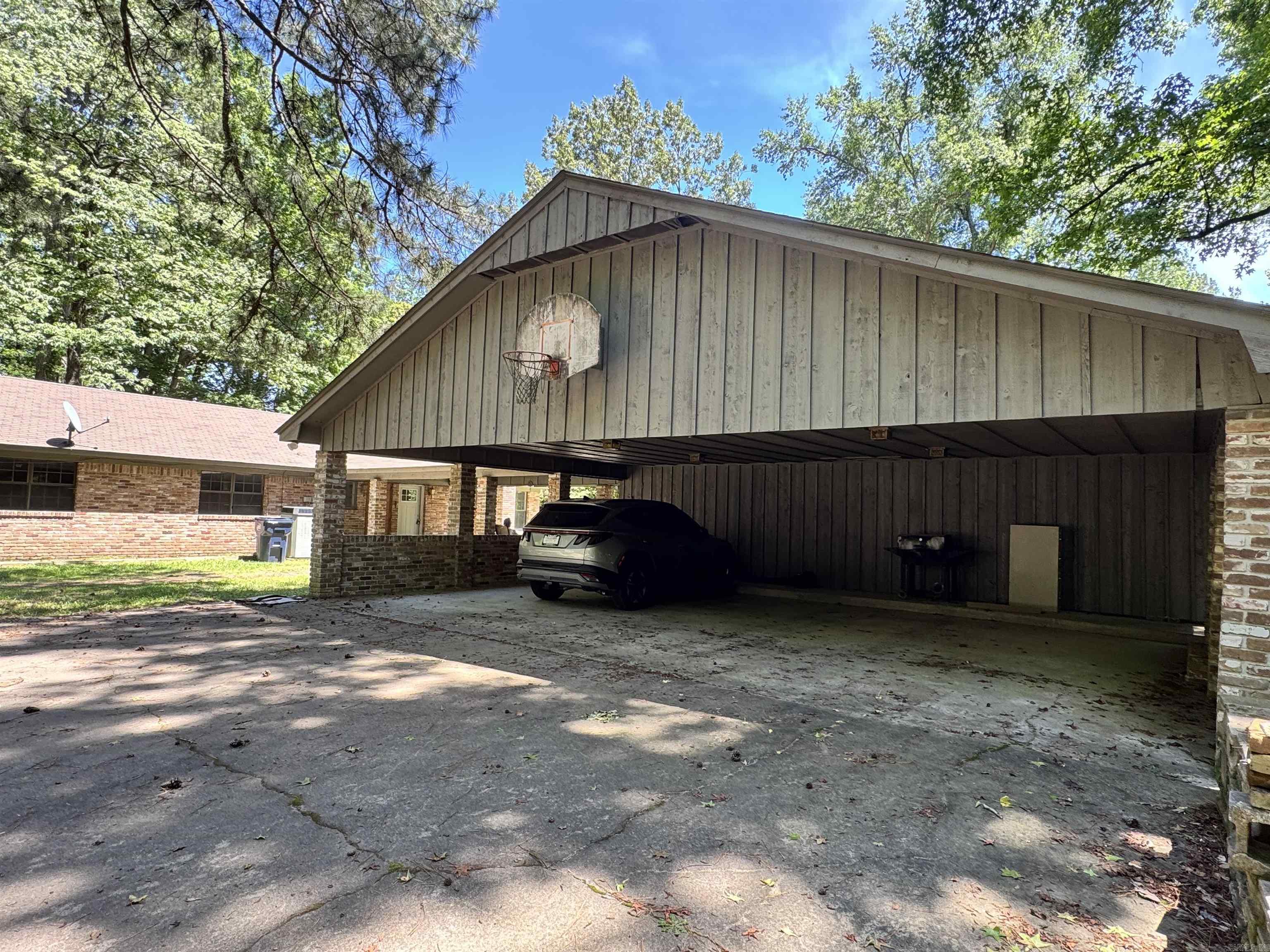 8707  Sulphur Springs Road  Pine Bluff, AR