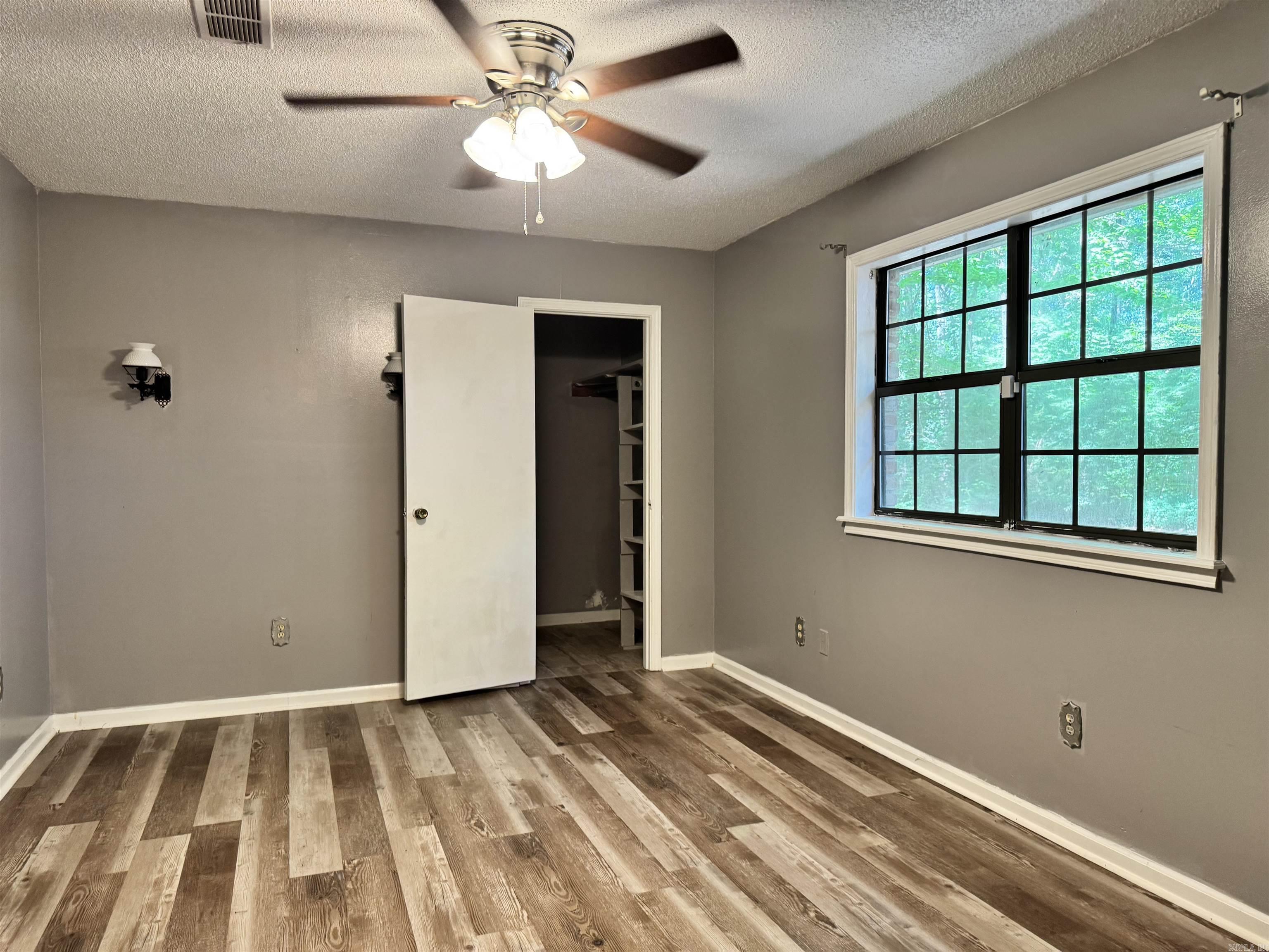8707  Sulphur Springs Road  Pine Bluff, AR