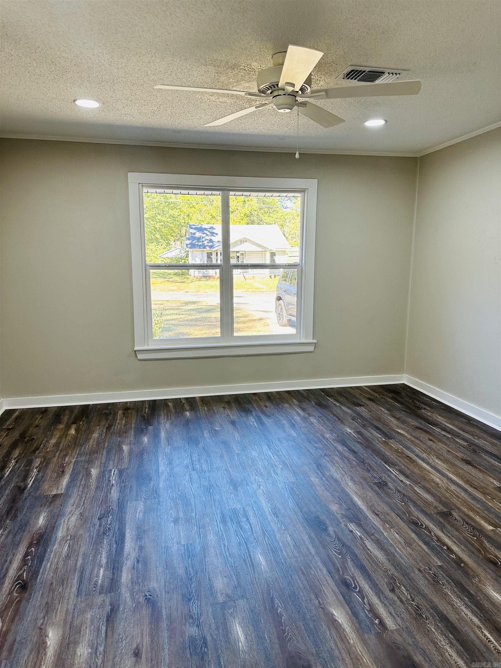 819  Hall  Malvern, AR