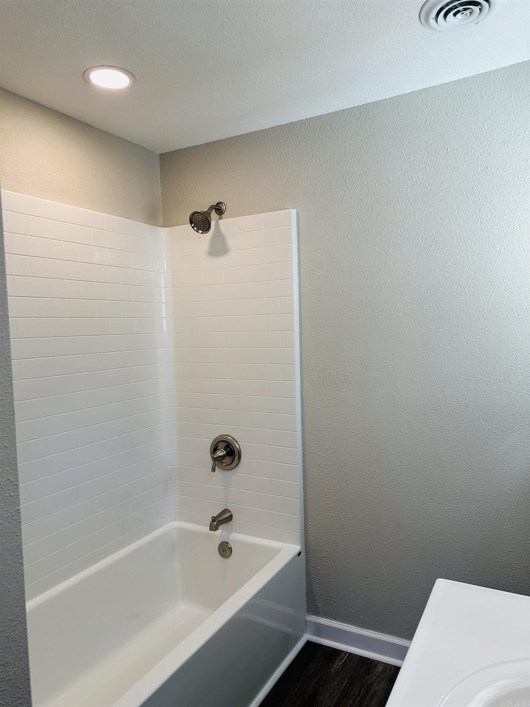 819  Hall  Malvern, AR