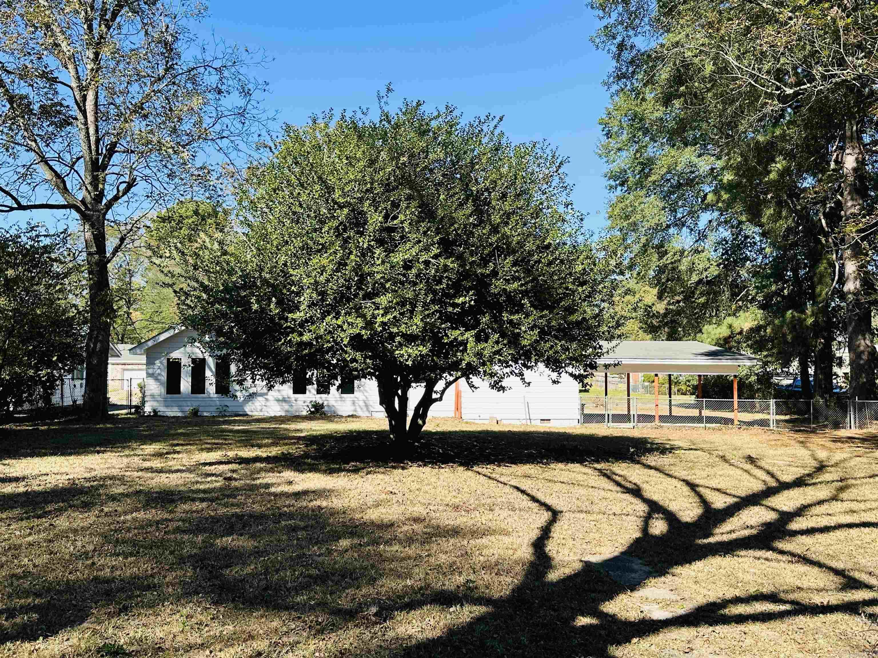 819  Hall  Malvern, AR