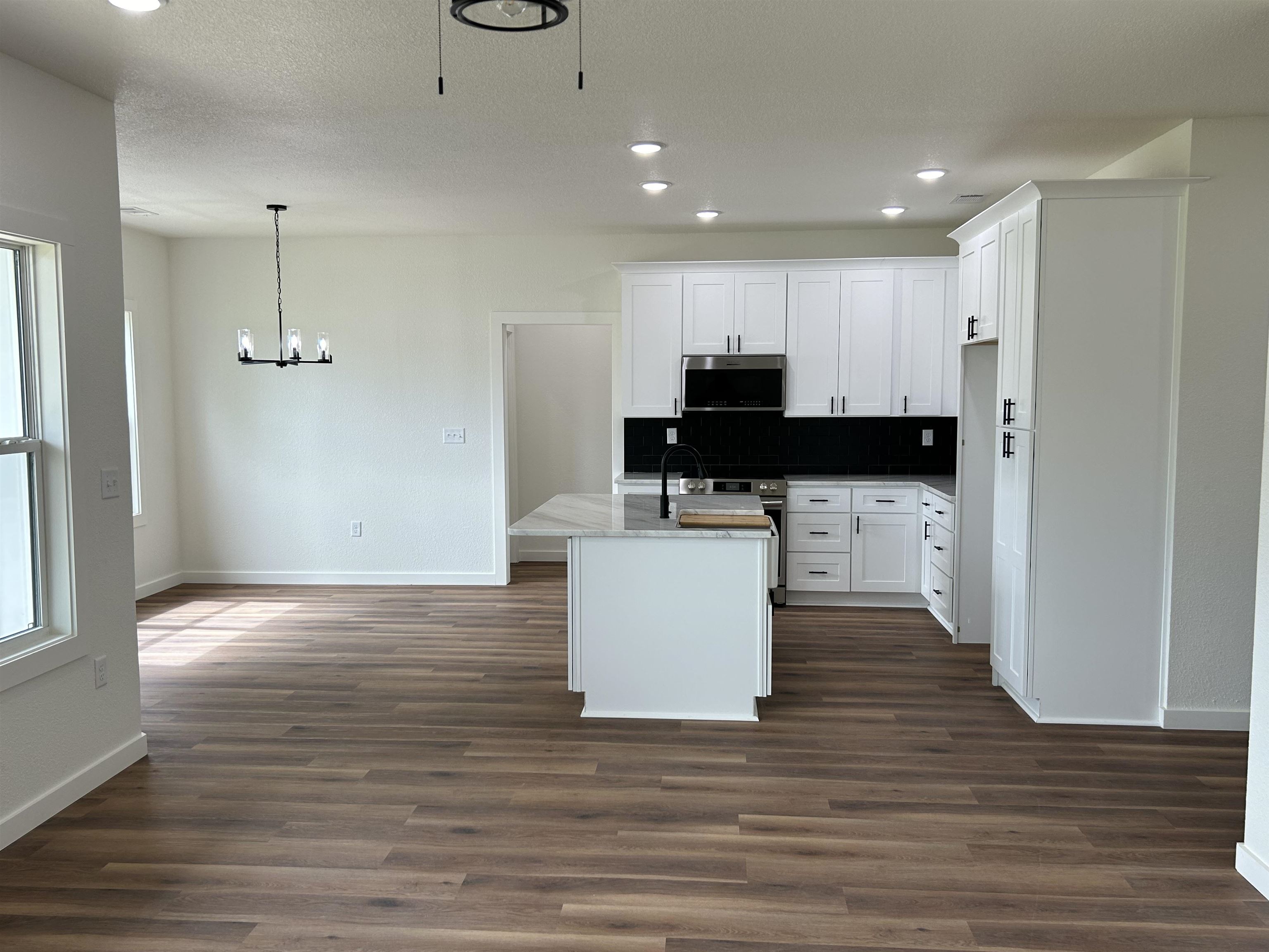 140 E Holder  Walnut Ridge, AR