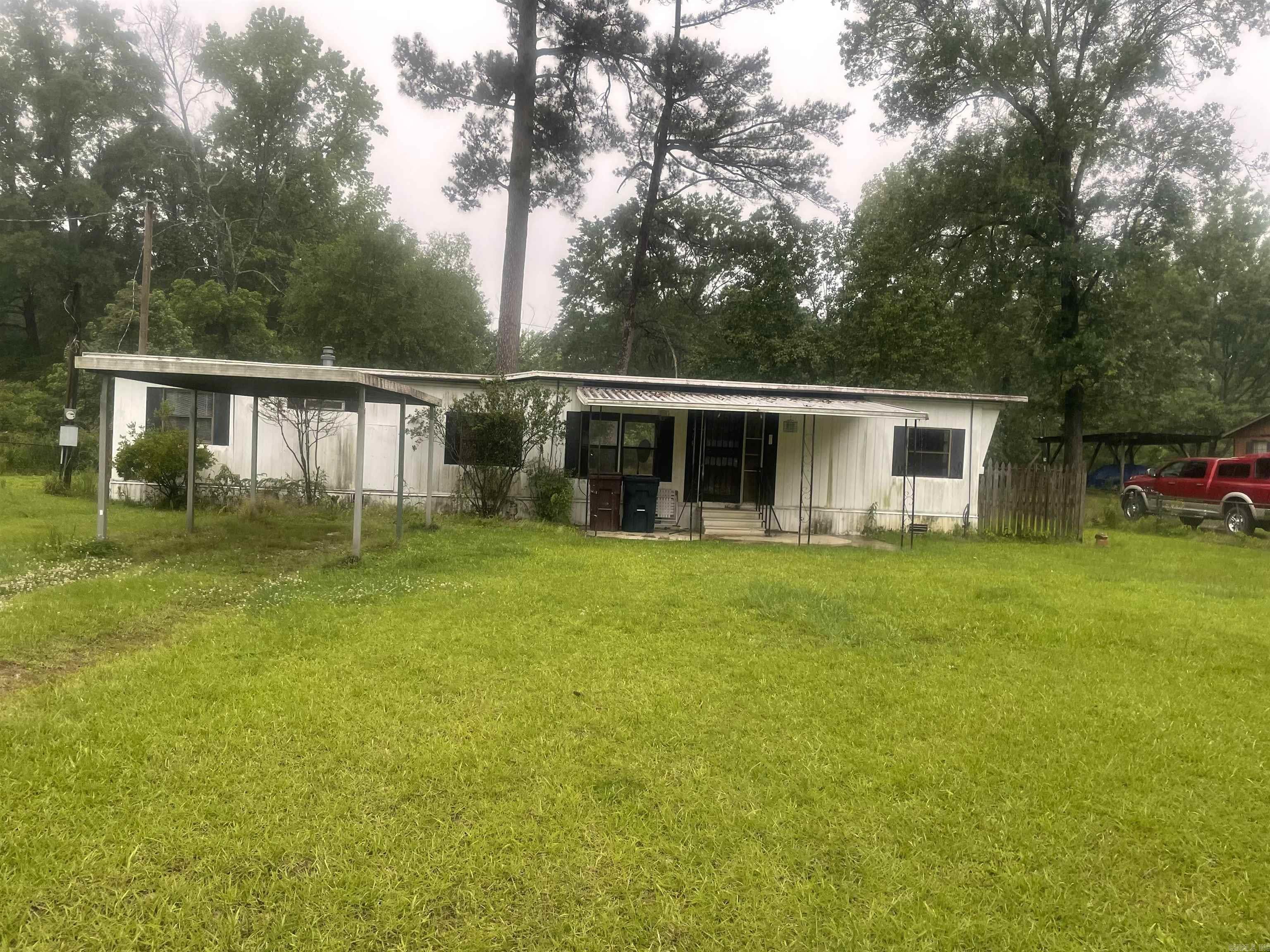 208  Clark Rd  White Hall, AR