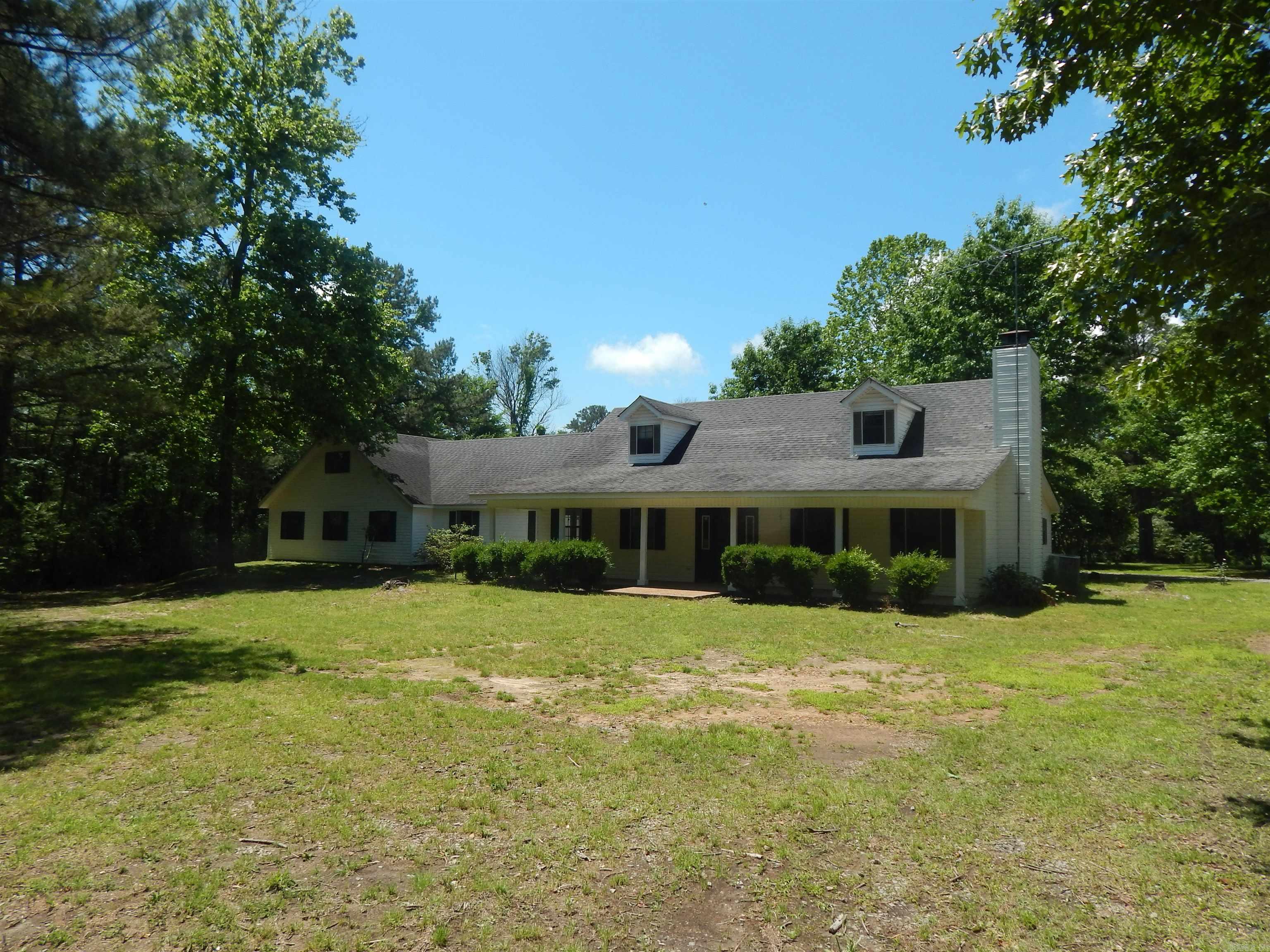 129  School  Rose Bud, AR