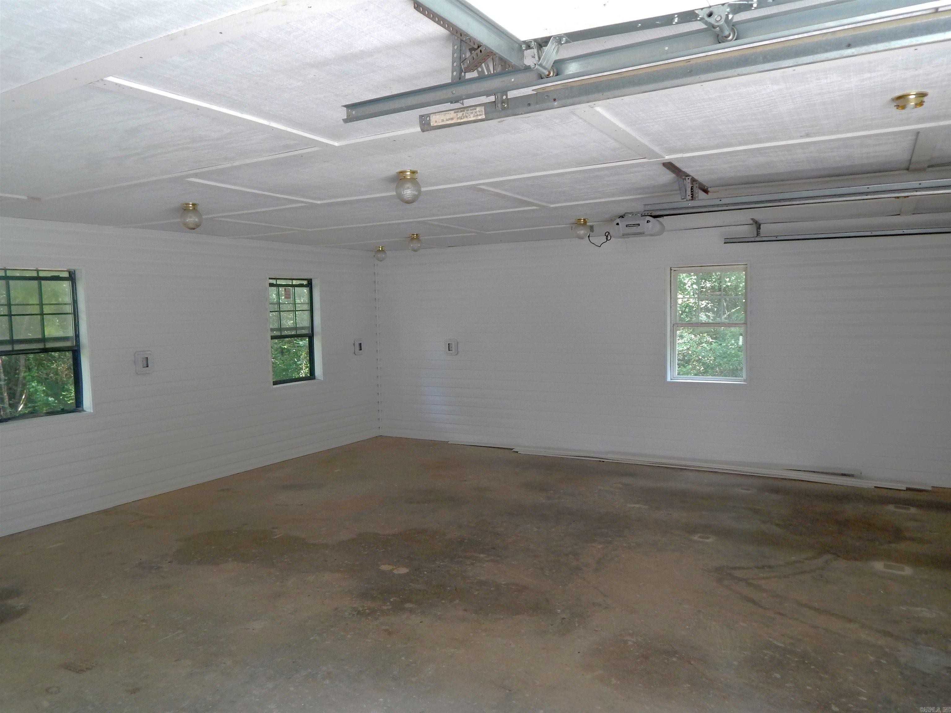 129 School  Rose Bud, AR