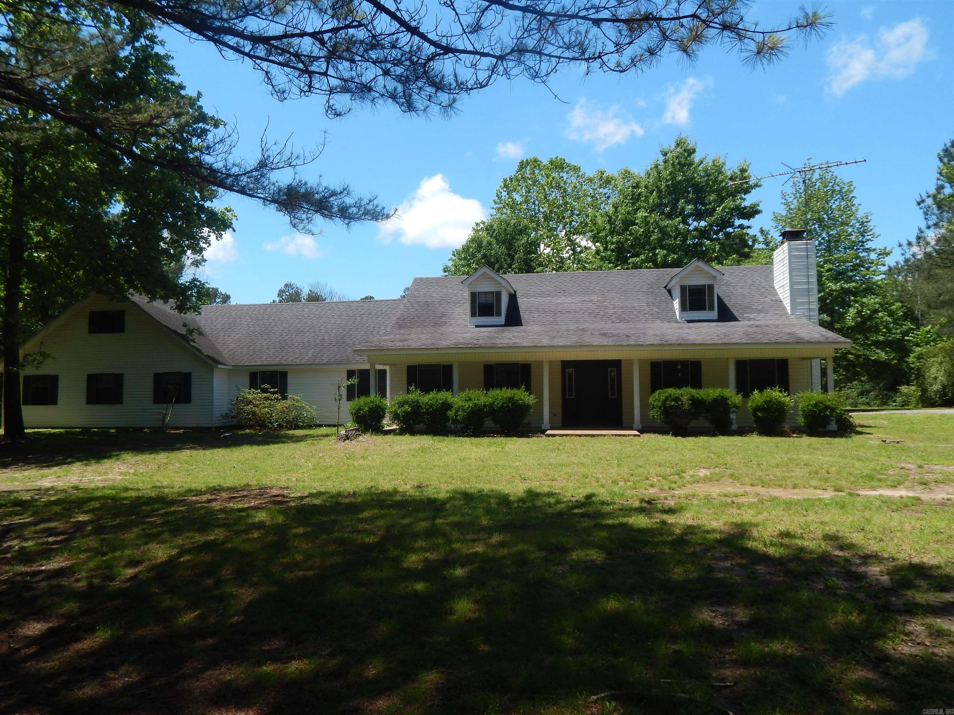 129  School  Rose Bud, AR