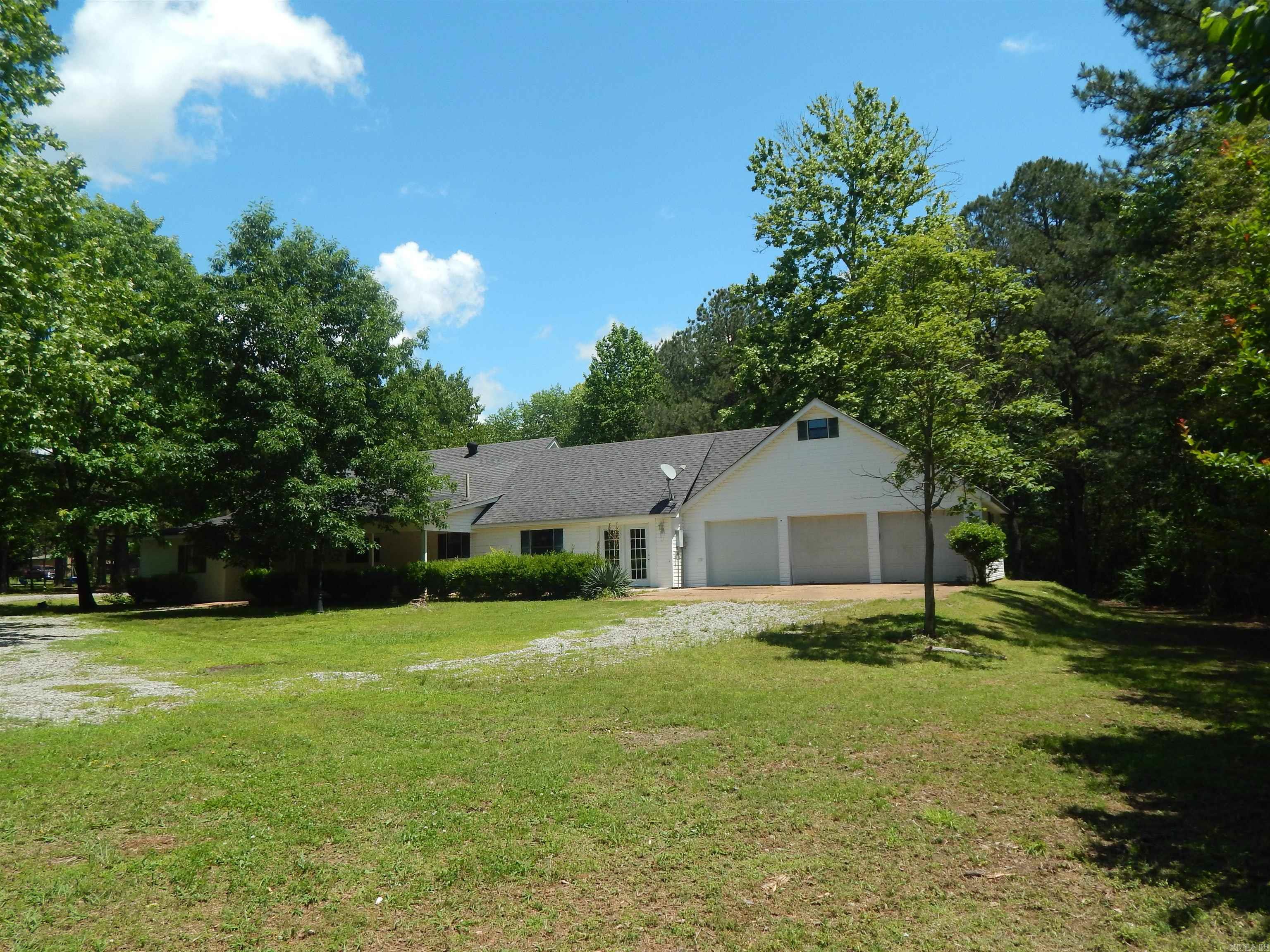129  School  Rose Bud, AR