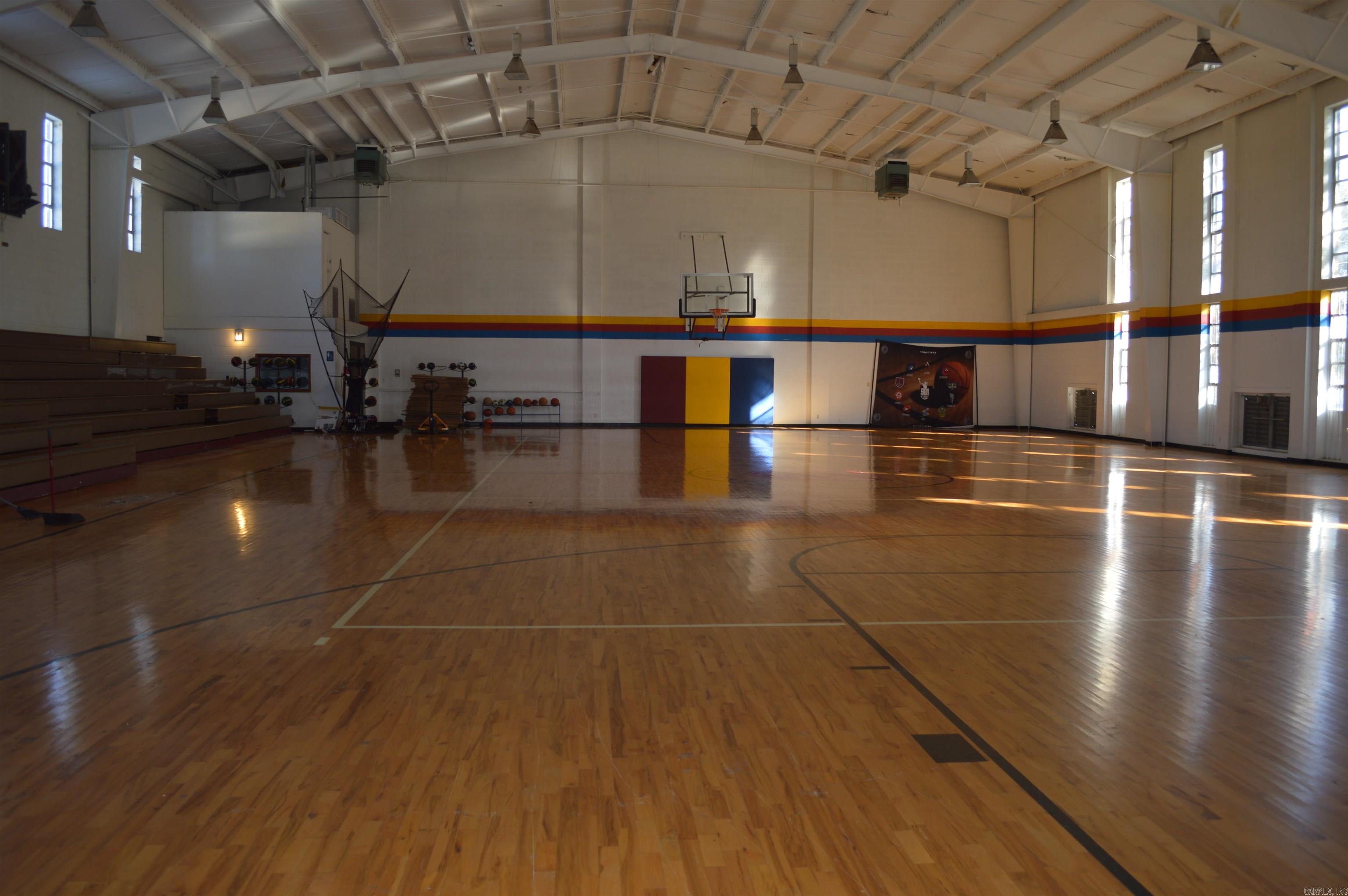 501 E 12th  Pine Bluff, AR