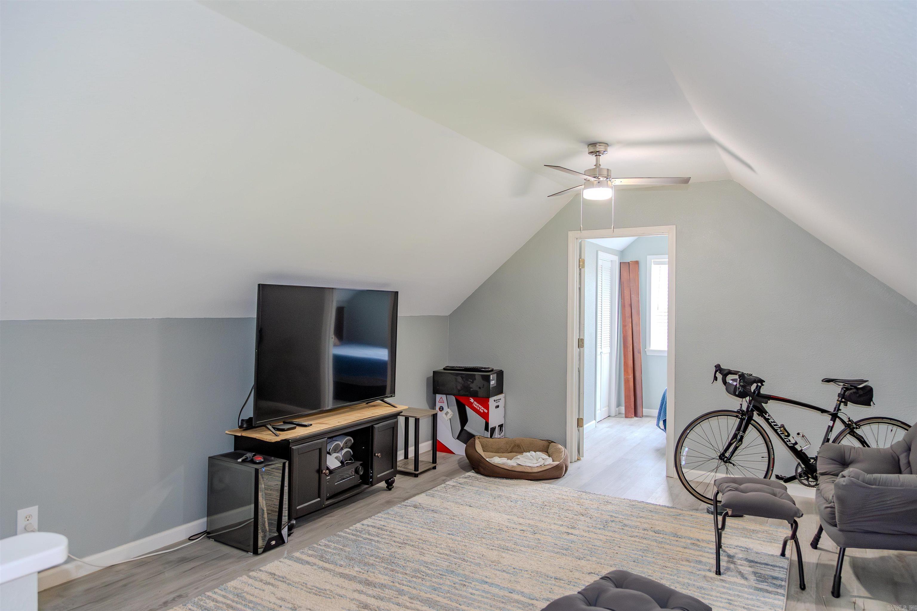 47  Lakeview  Houston, AR