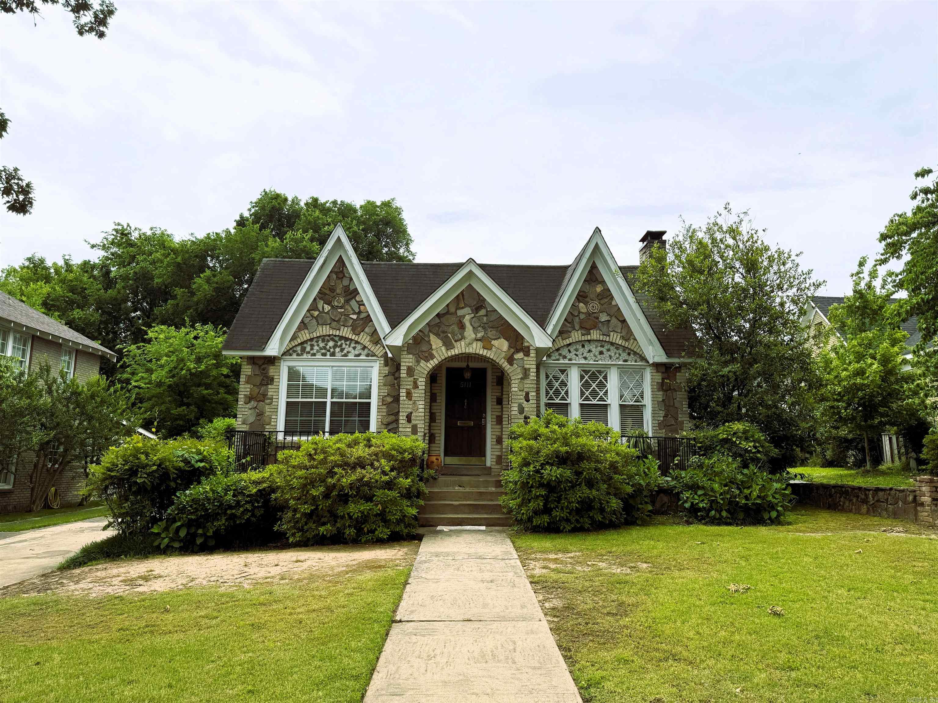 5111  Hawthorne  Little Rock, AR