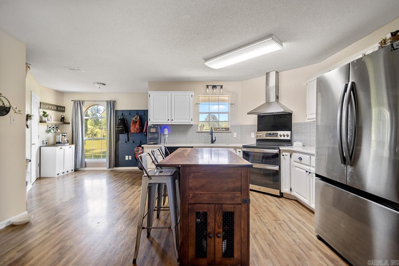 1450  Bowman Trl  Mabelvale, AR