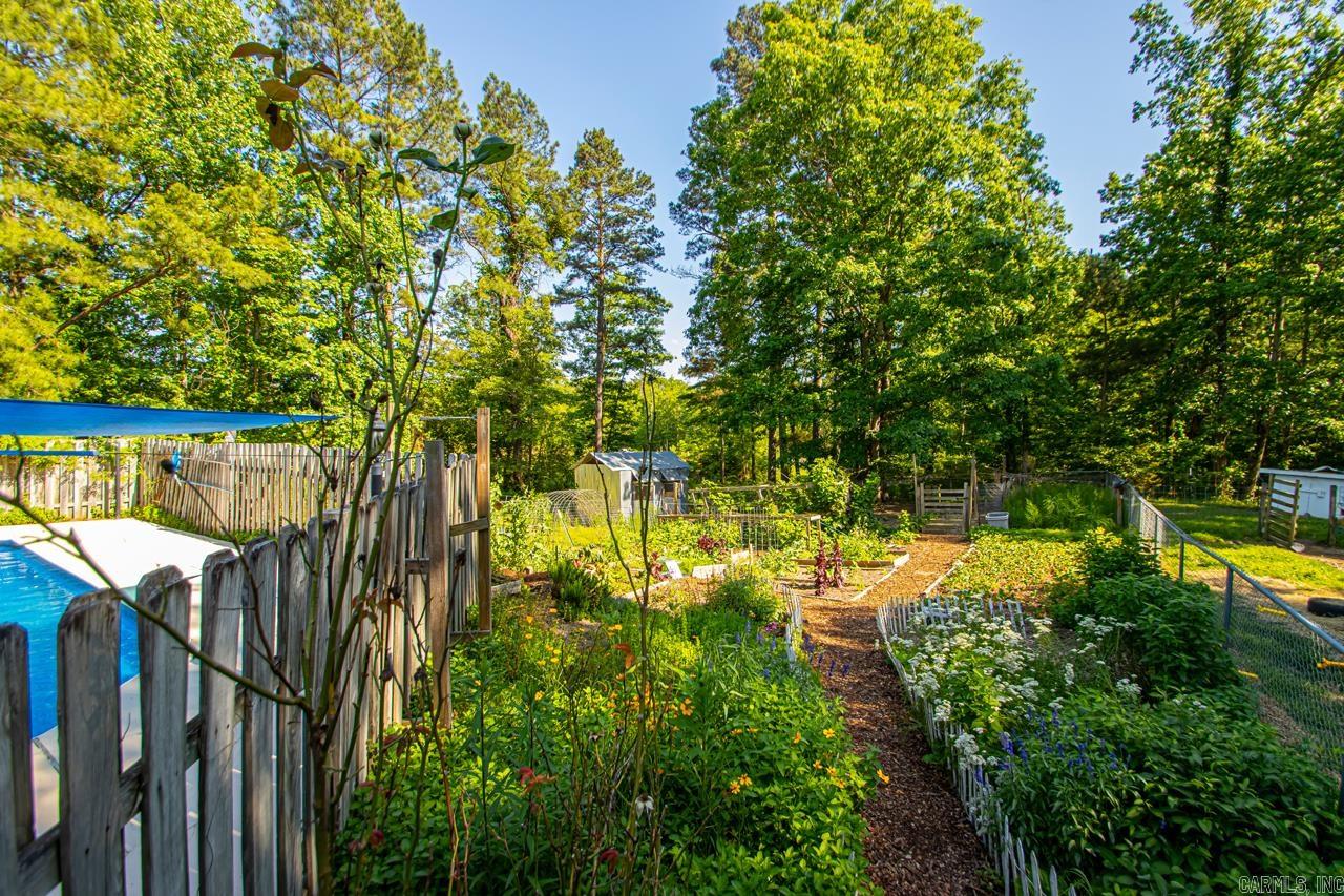 1450  Bowman Trl  Mabelvale, AR