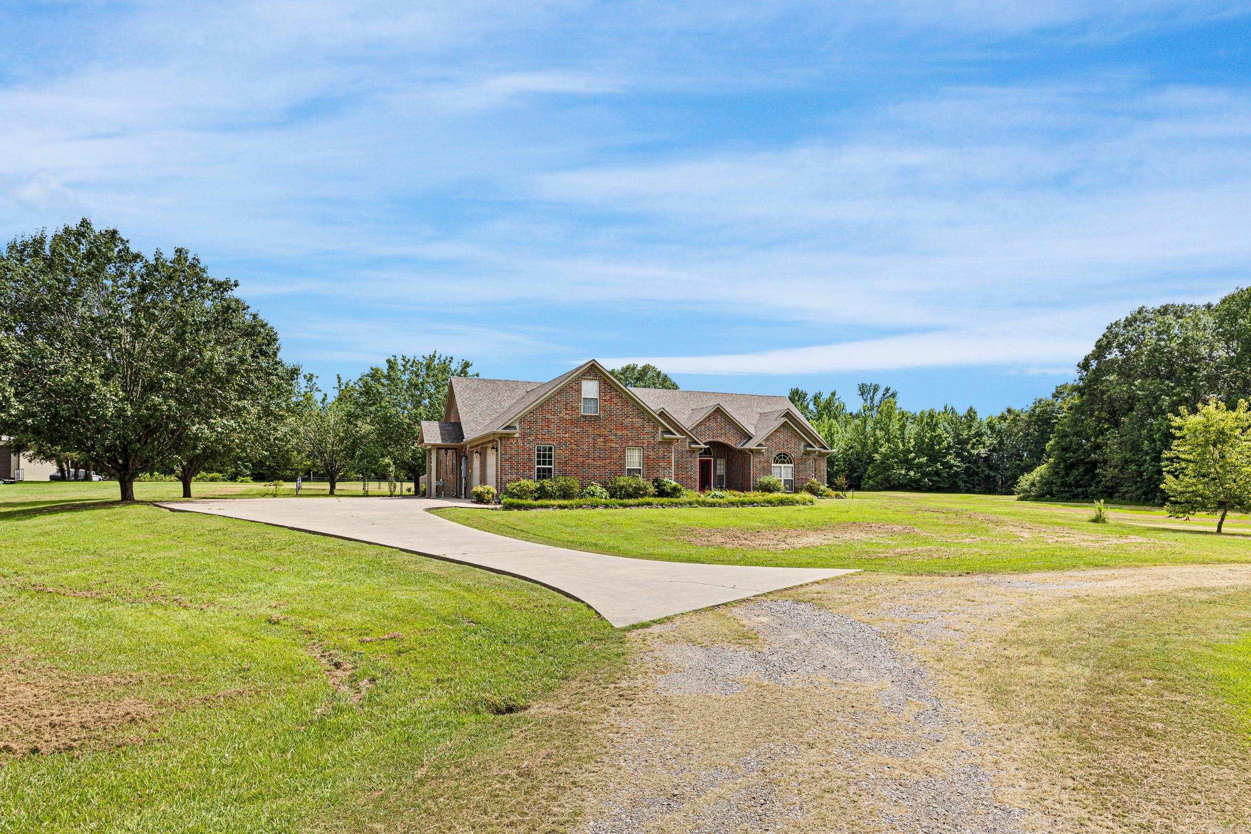64 WILSON  Morrilton, AR